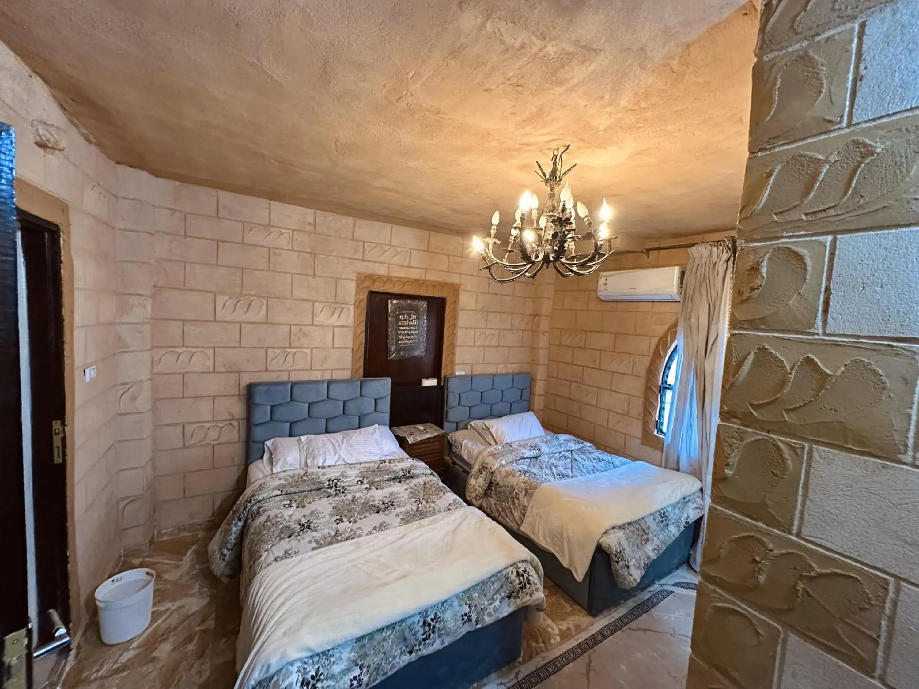 Deluxe Twin Room in Queen of the pyramids hotel Deluxe Twin Room in Queen of the pyramids hotel