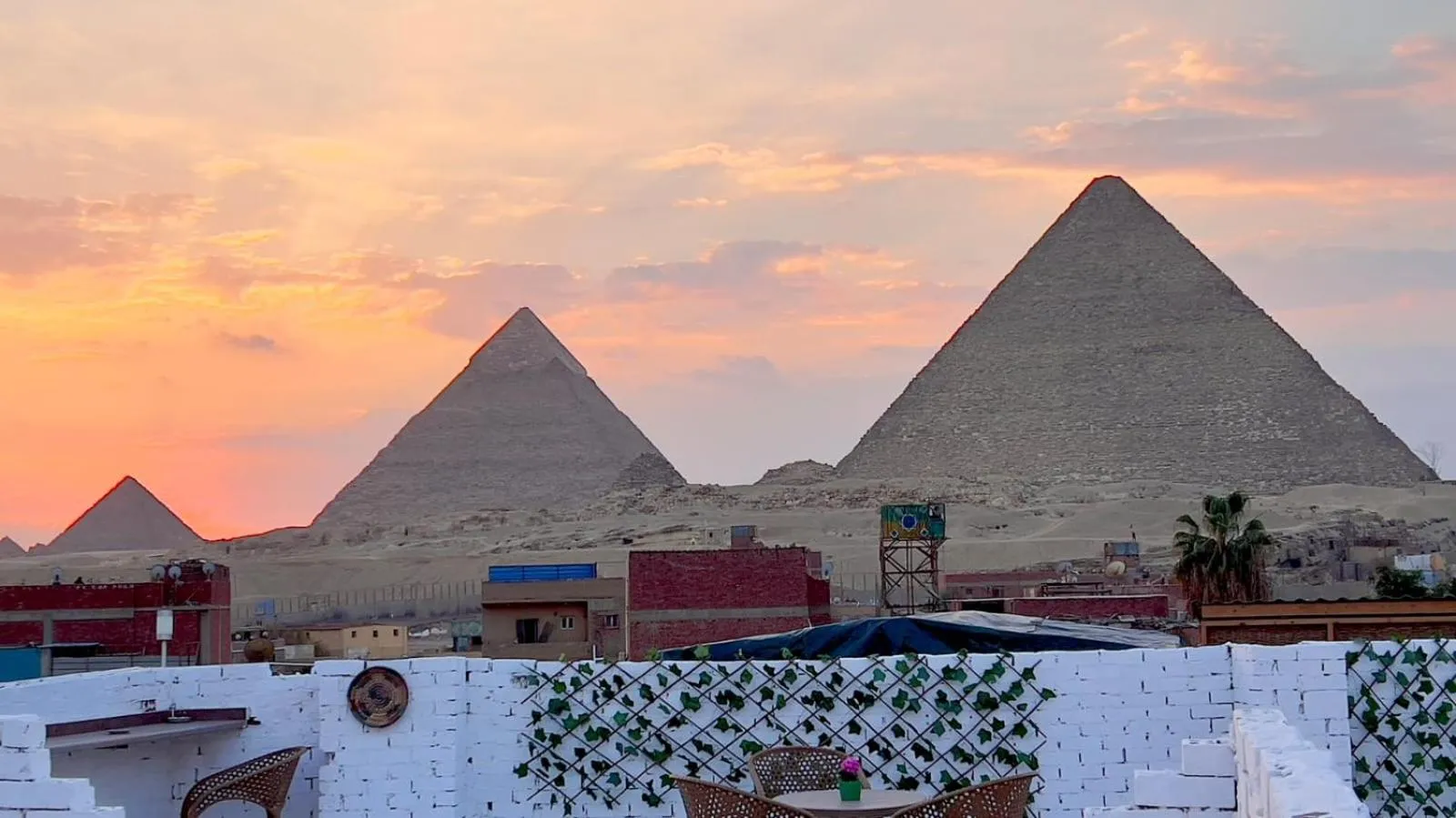 Queen of the pyramids hotel