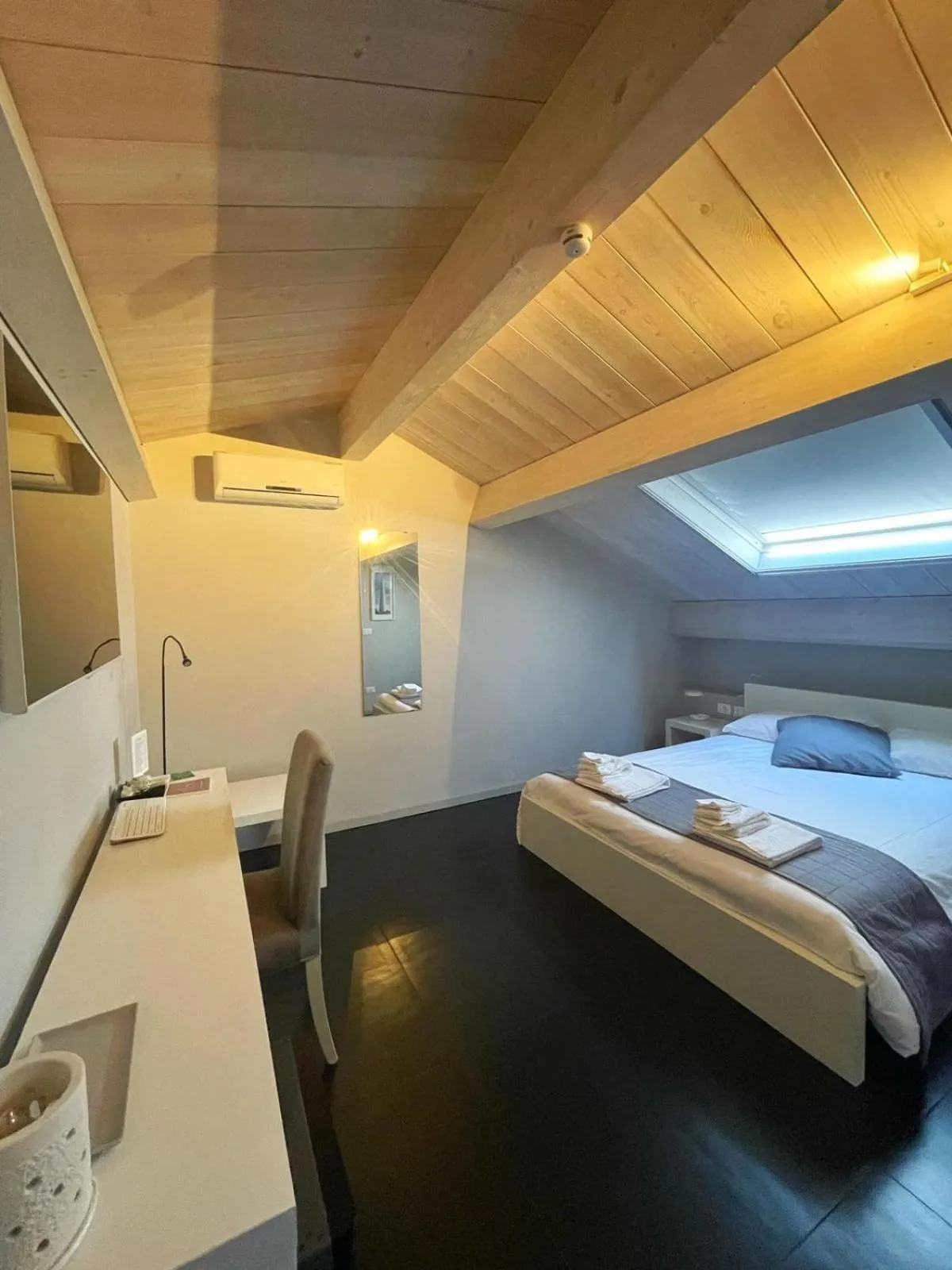 View (from property/room), Bed in Sciara Biscari B&B