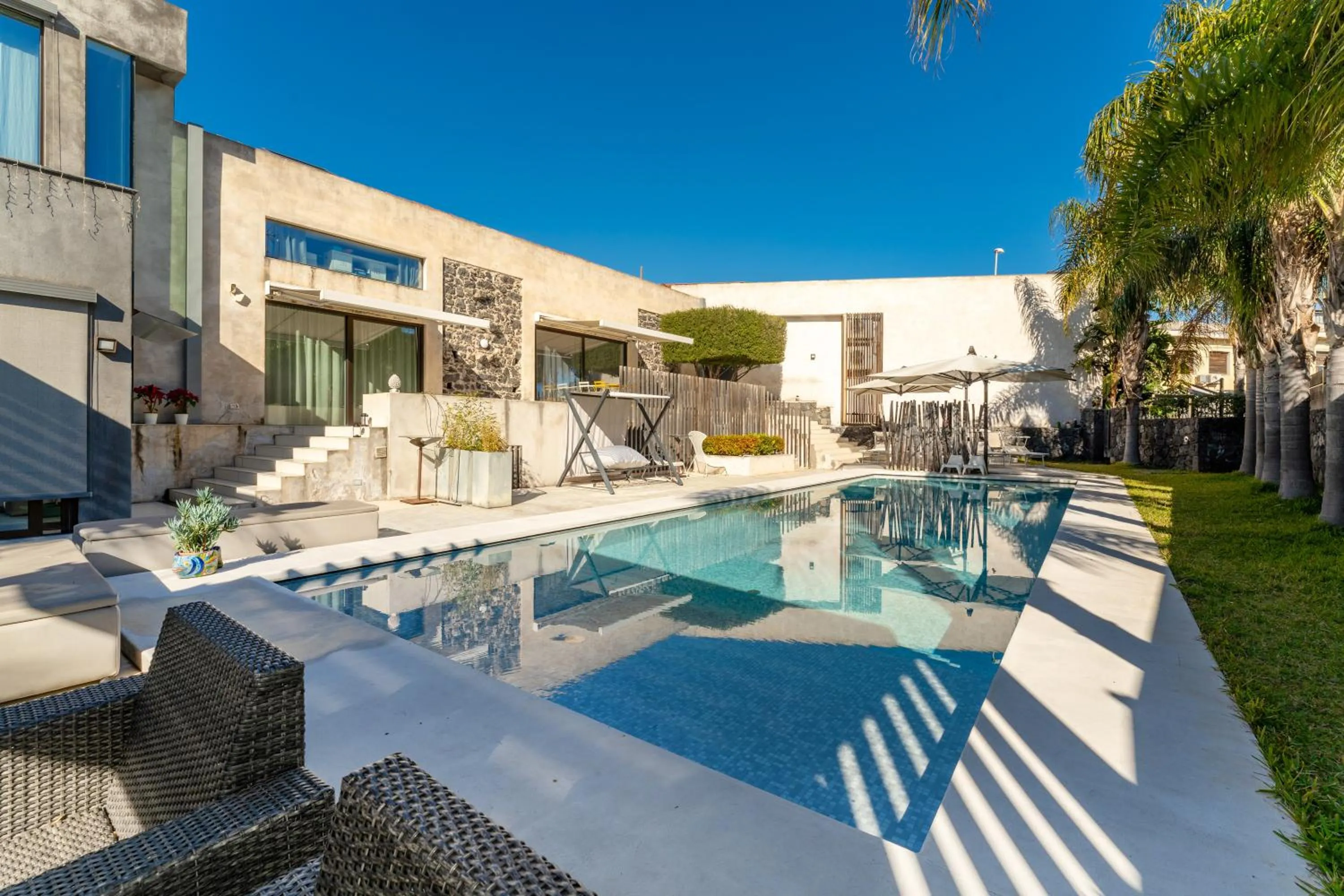 Pool view in Sciara Biscari B&B