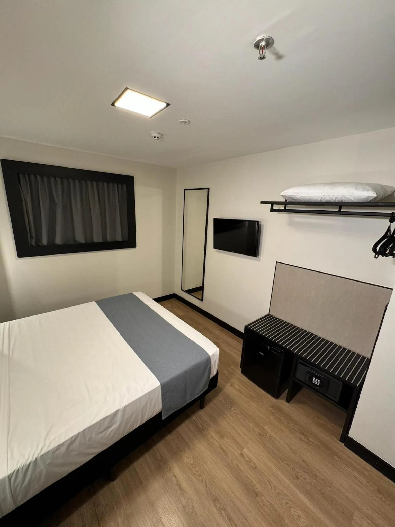 Photo of the whole room, Bed in WA HOTEL FORTALEZA