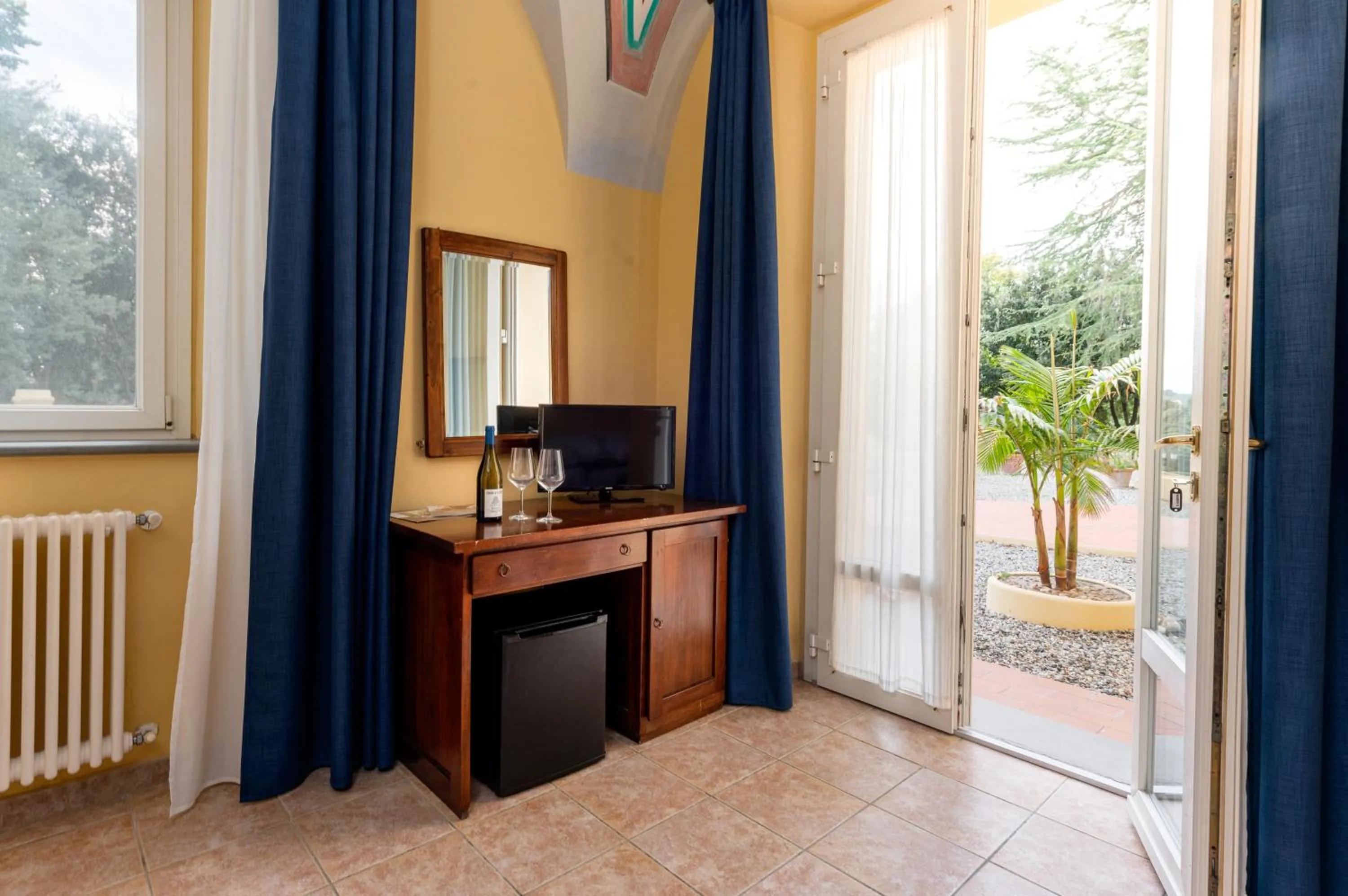 Bedroom in Borgo San Martino - Residence Hotel & SPA