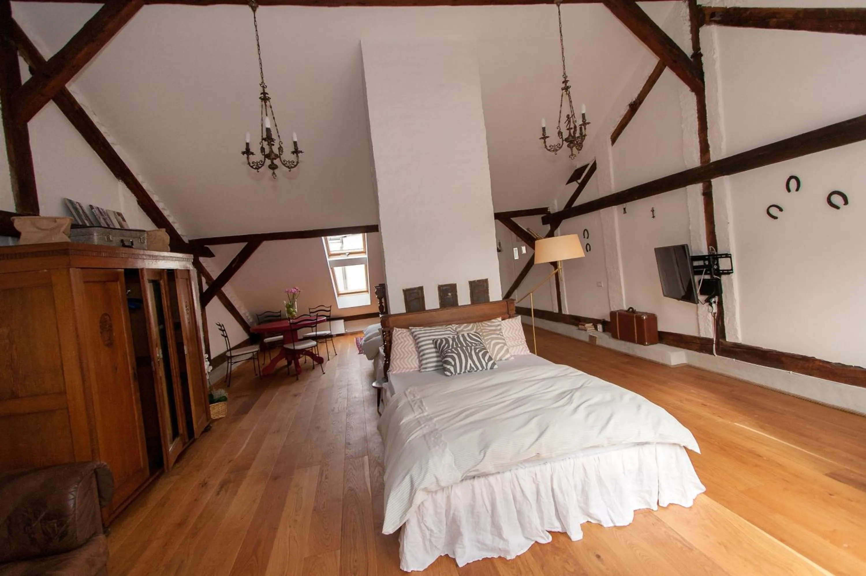 Other, Bed in Camino Home