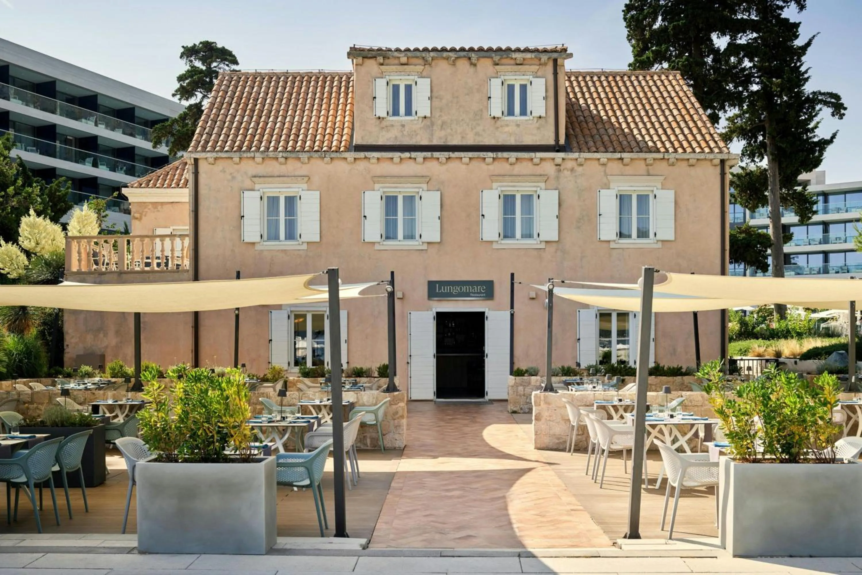 Restaurant/places to eat in Sheraton Dubrovnik Riviera Hotel