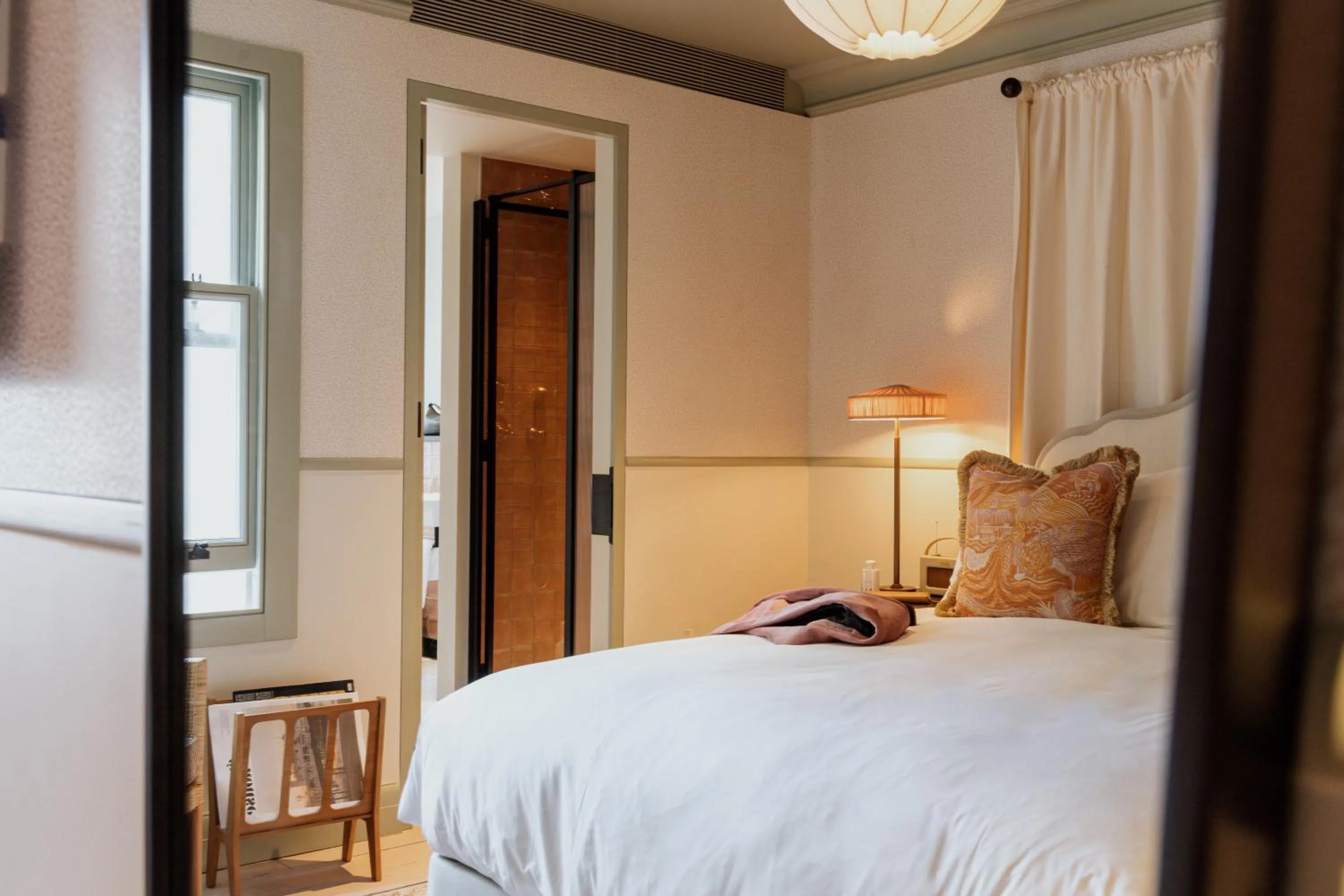 Bedroom, Bed in No.124 by GuestHouse, Brighton