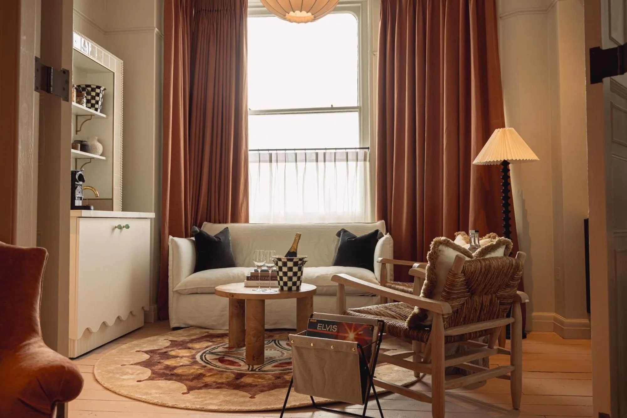 Seating area in No.124 by GuestHouse, Brighton