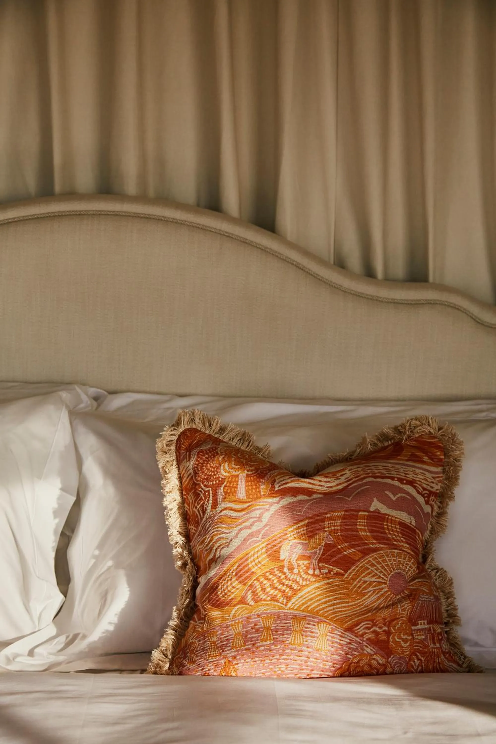 Bed in No.124 by GuestHouse, Brighton