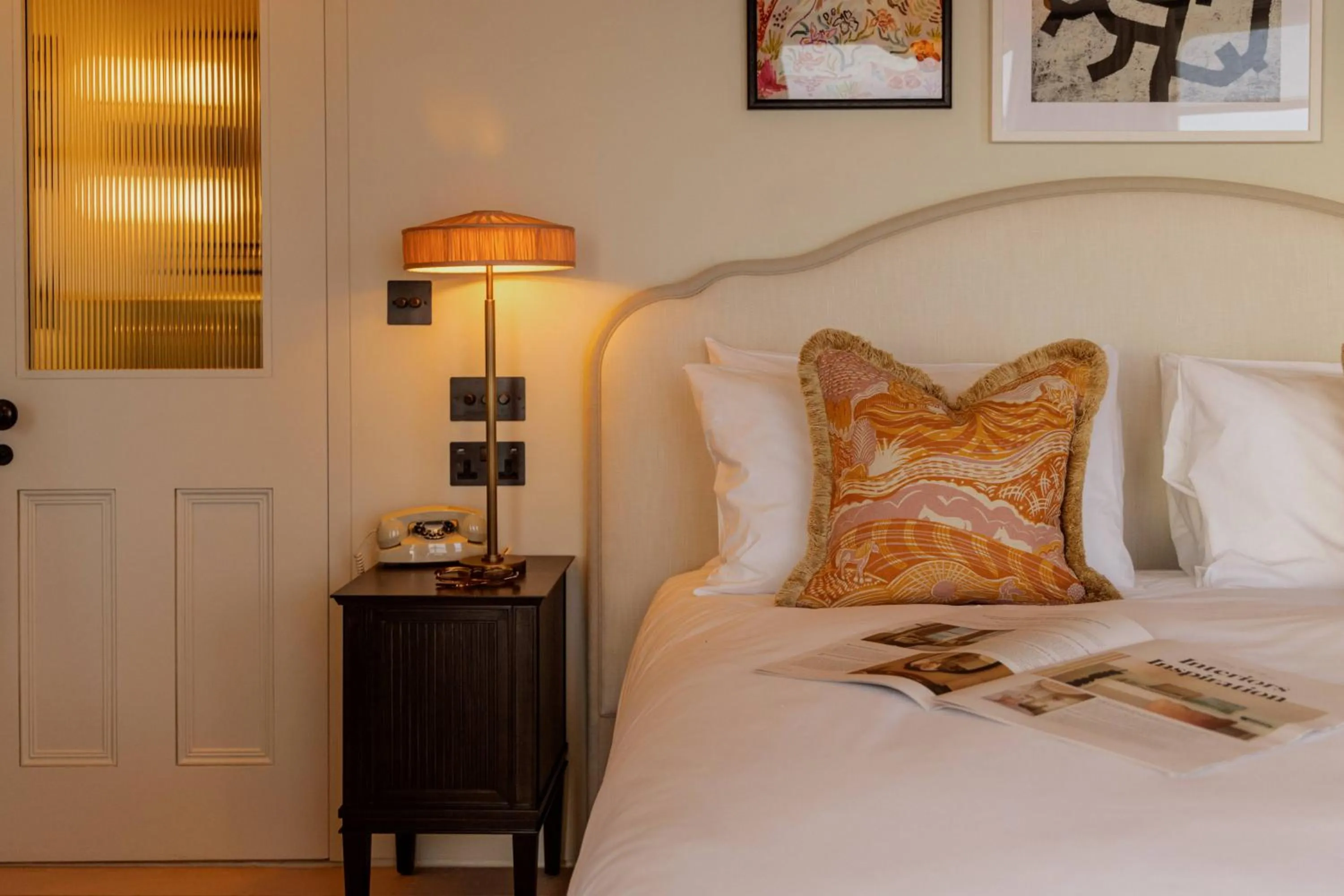 Bedroom, Bed in No.124 by GuestHouse, Brighton