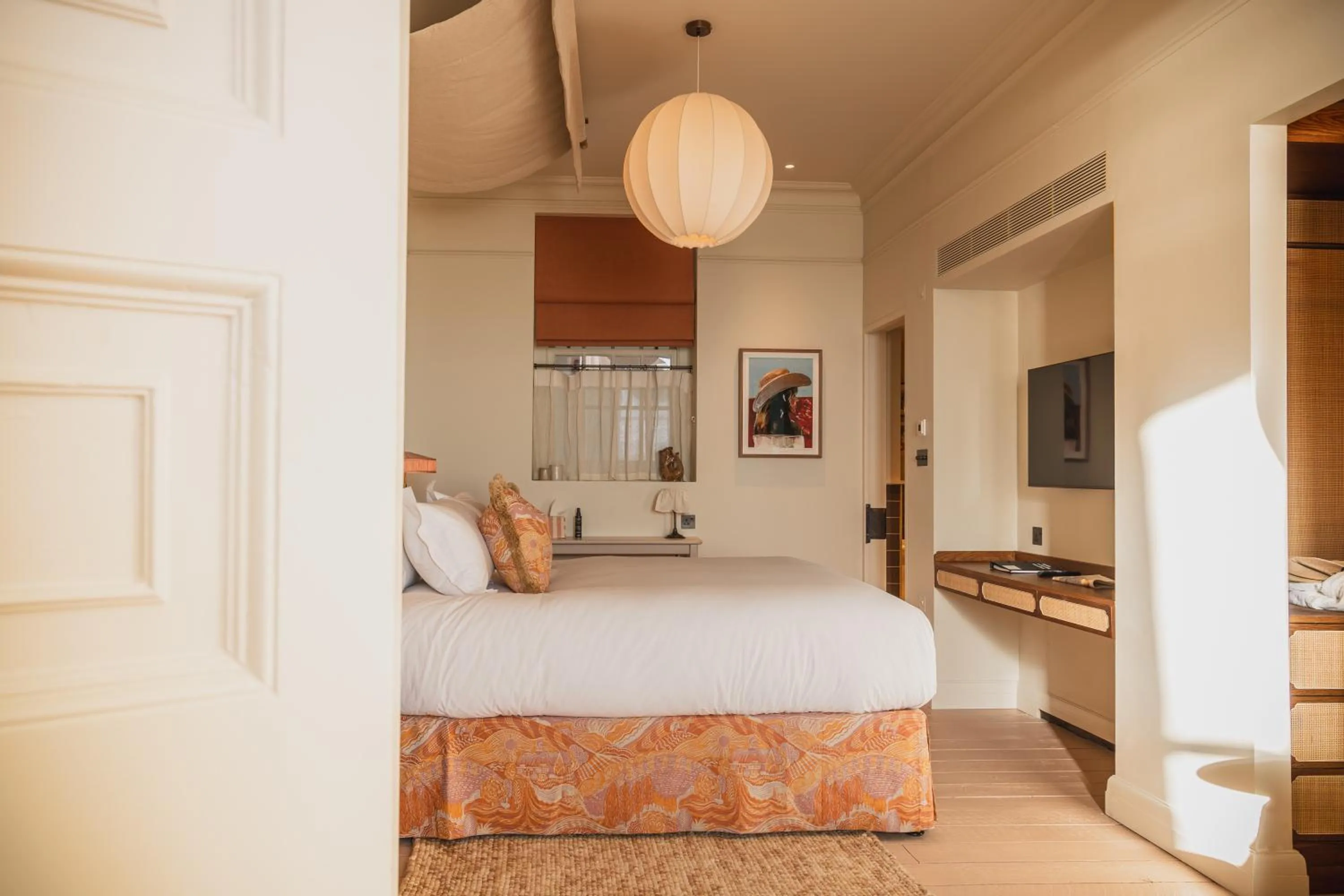 Bedroom in No.124 by GuestHouse, Brighton