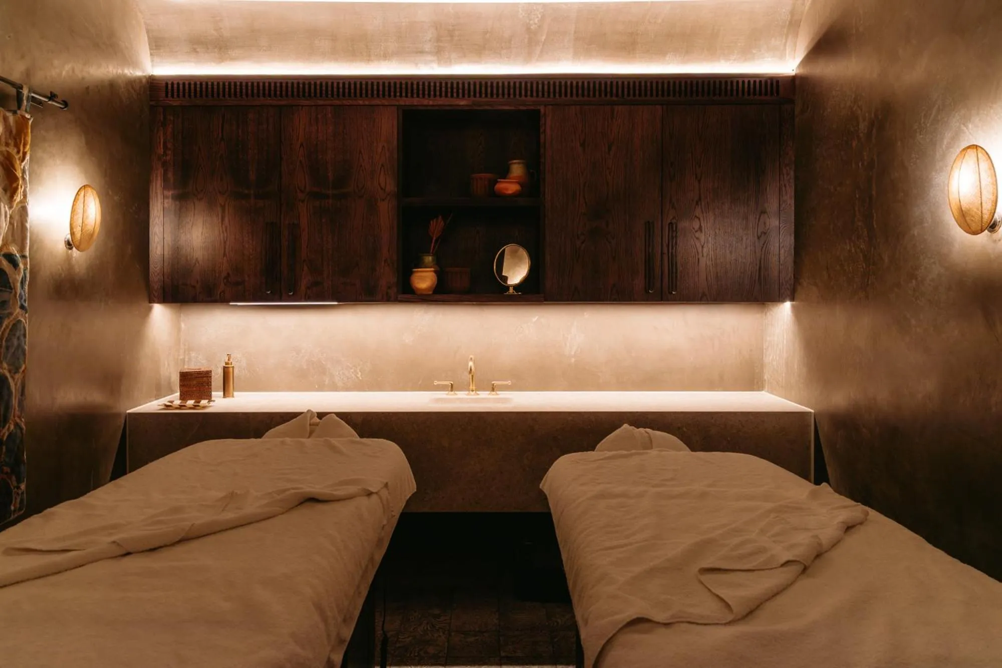 Spa and wellness centre/facilities, Bed in No.124 by GuestHouse, Brighton