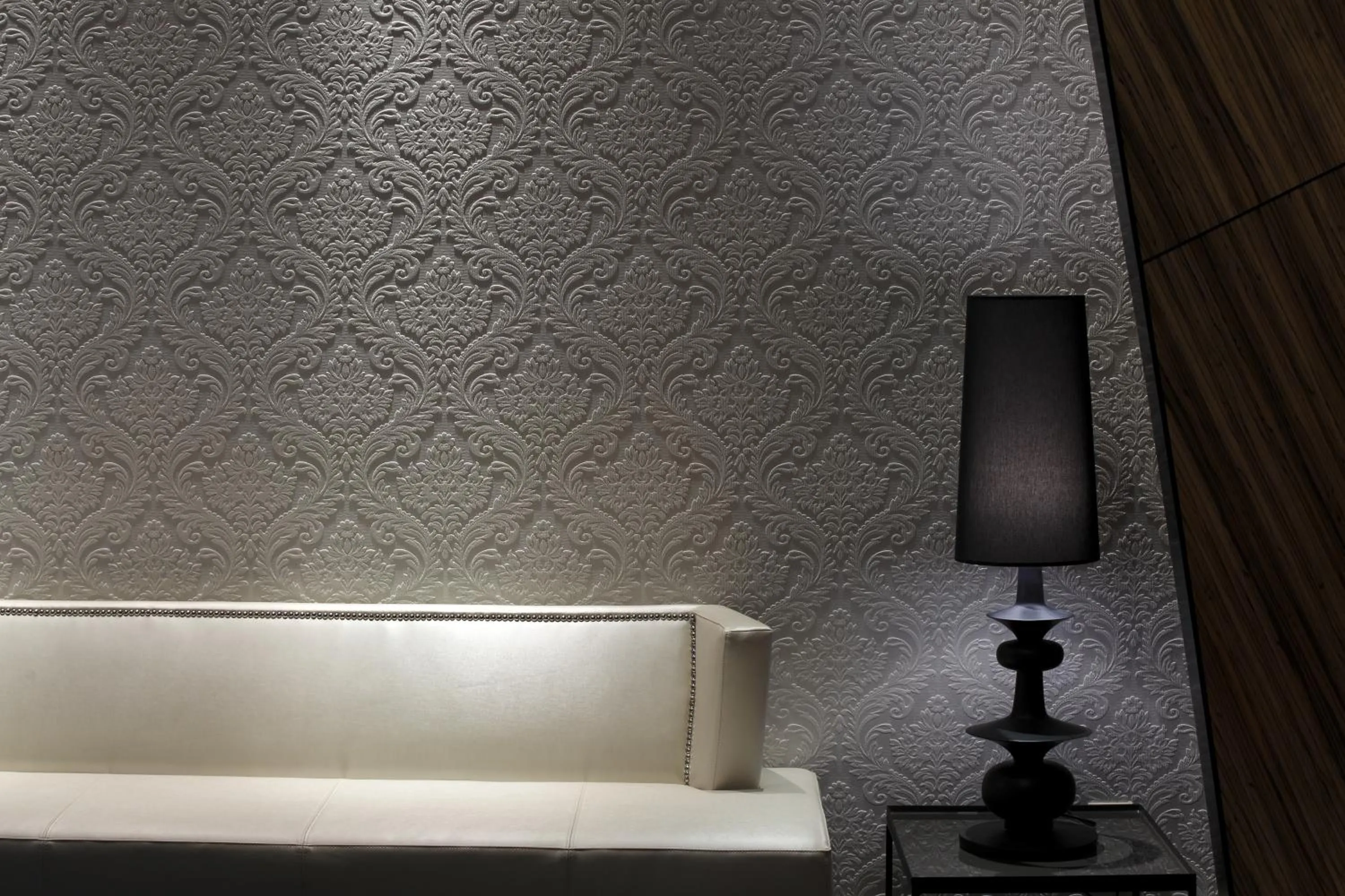 Communal lounge/ TV room in Capitol Boutique Hotel