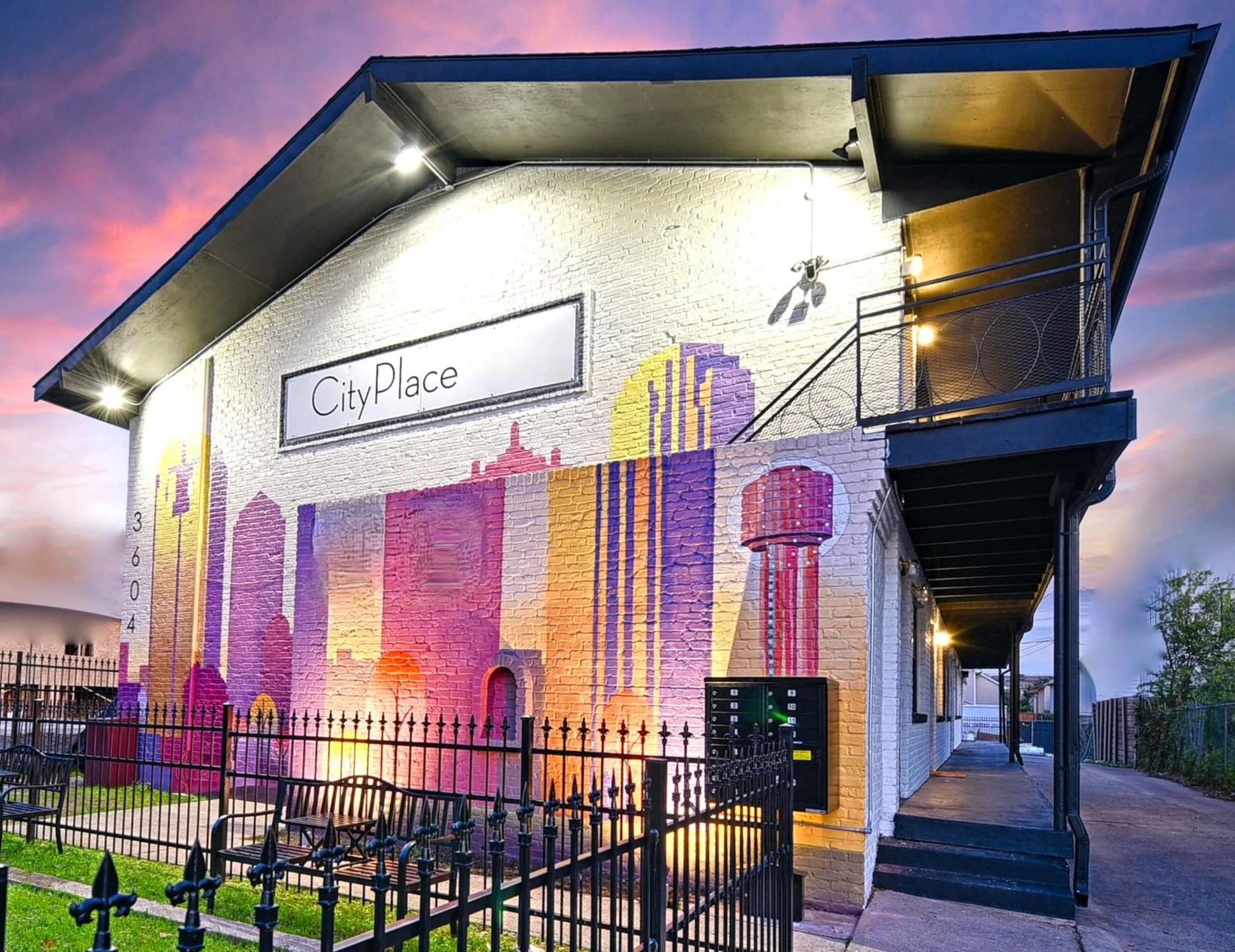 Property building in CityPlace bnb Aparthotel