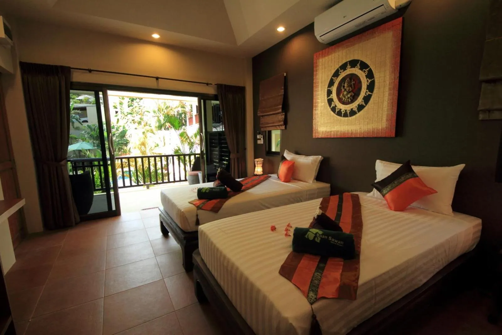 Photo of the whole room, Bed in Baan Sawan Samui Resort