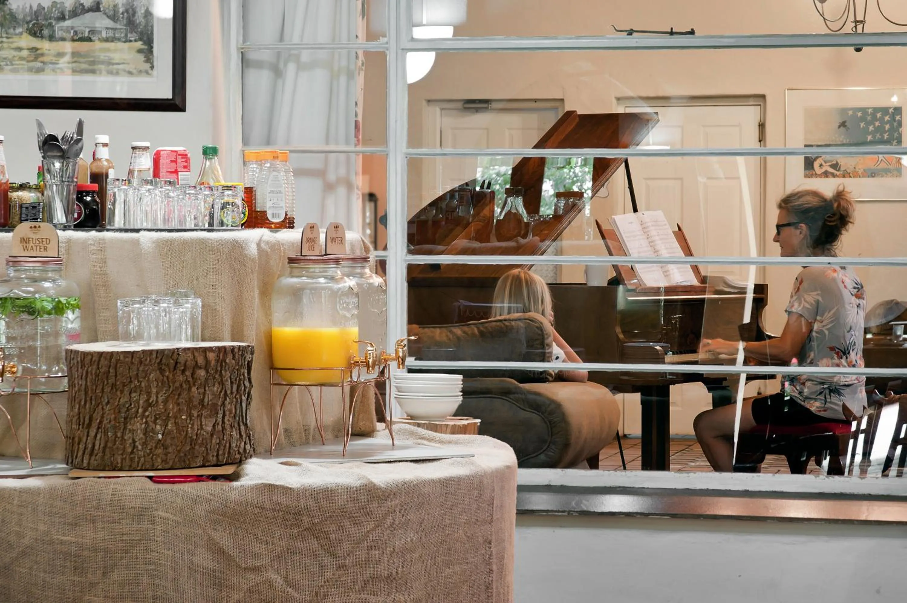 Restaurant/places to eat in Ardmore Guest Farm