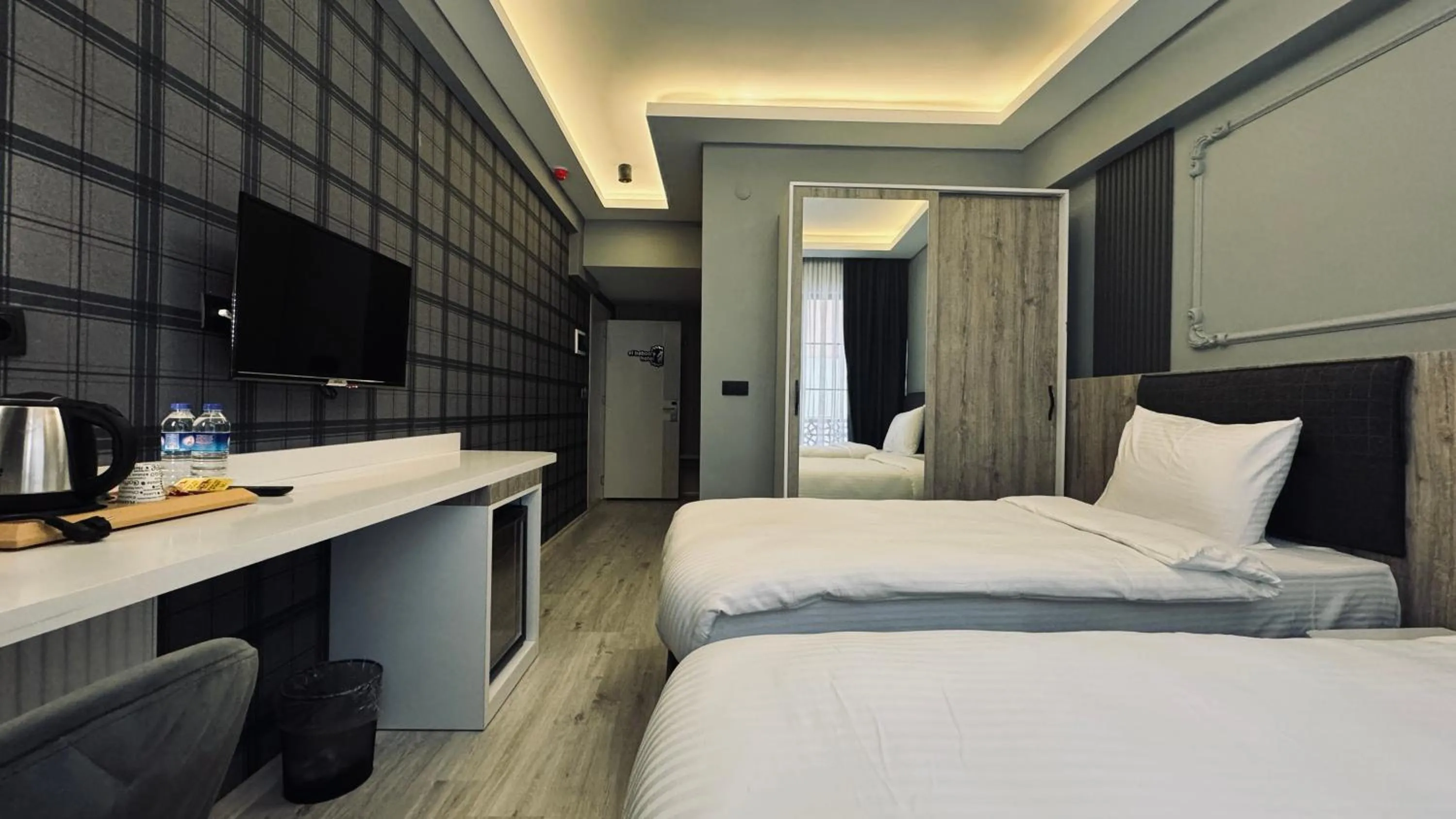 Photo of the whole room in El Baboos Hotel