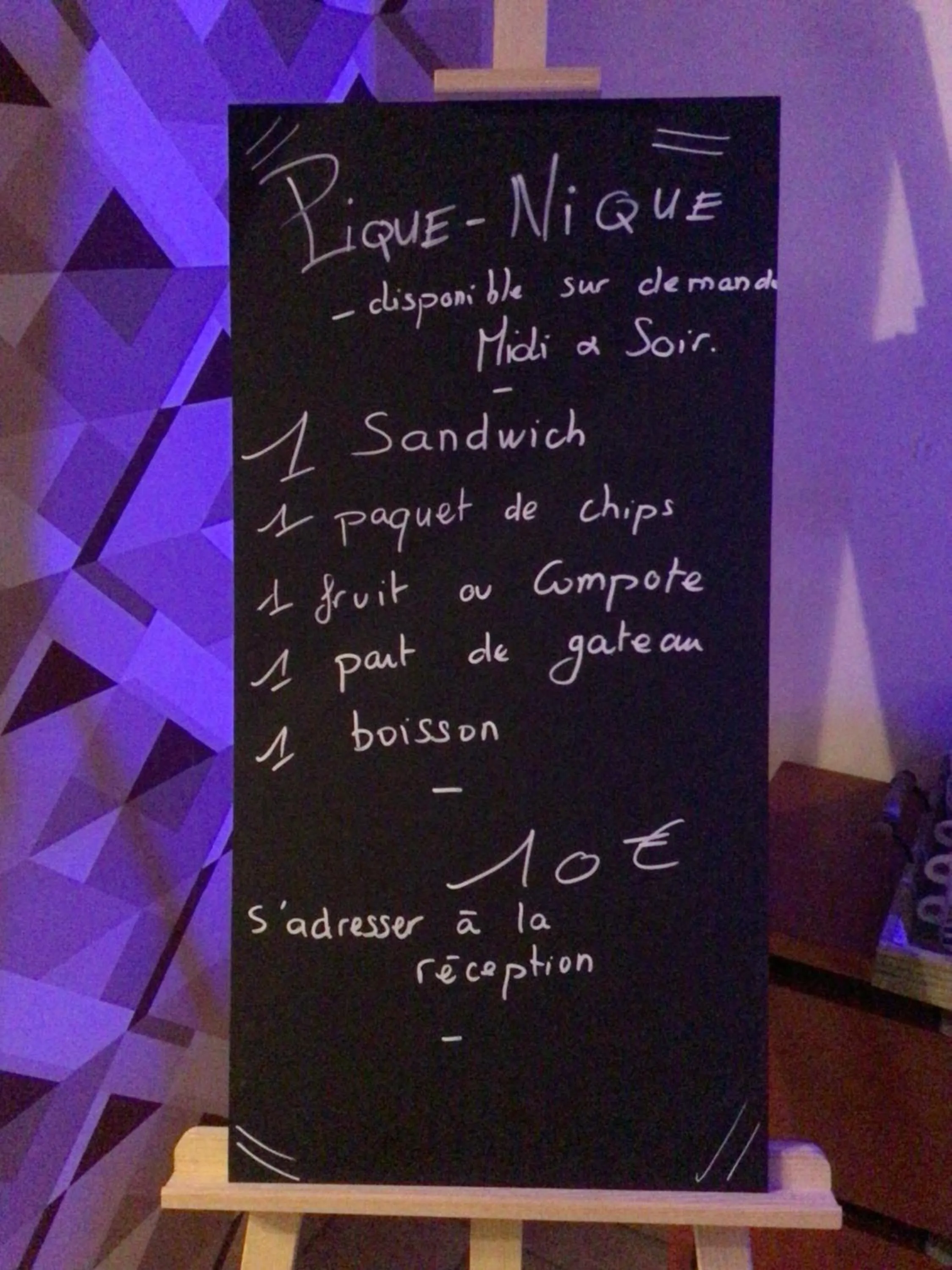 Restaurant/places to eat in Hotel Le Bon Laboureur