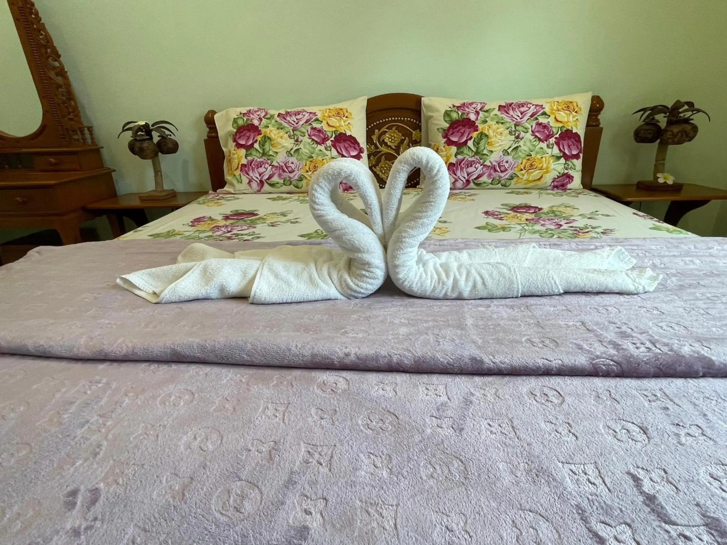 Bed in Blue Beach Bungalow