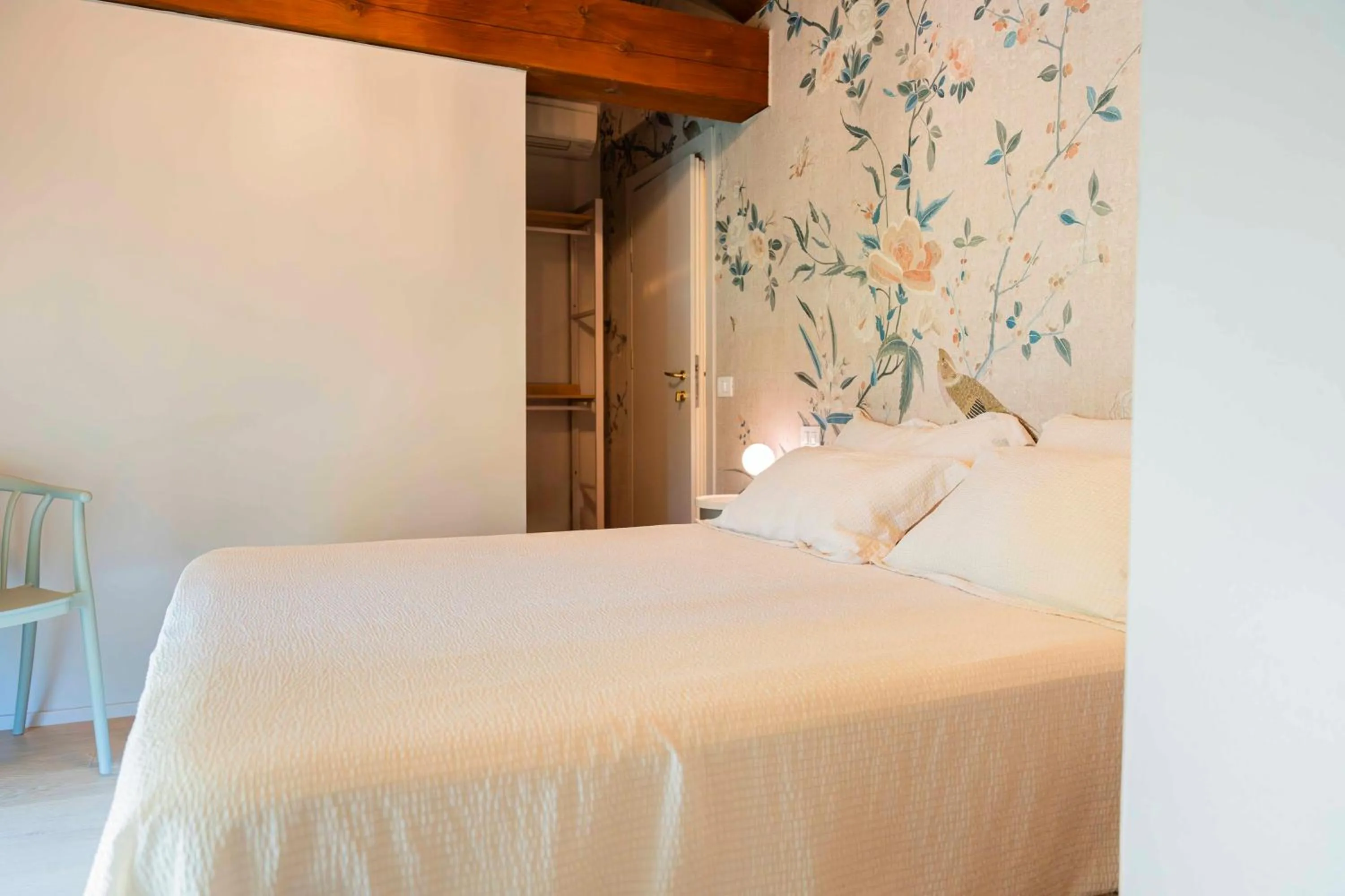 Bed in Tenuta Saiano Resort