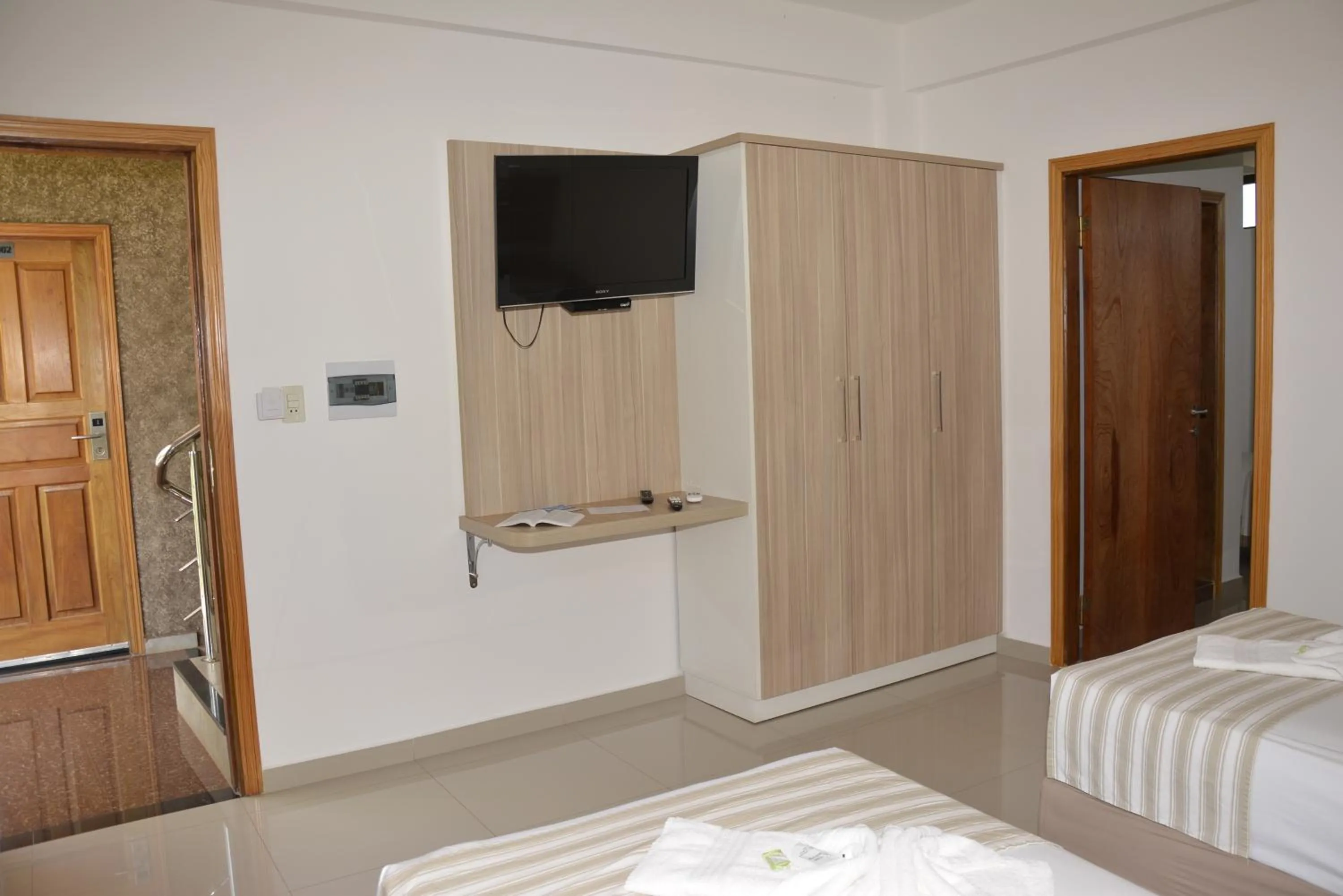 Bedroom, Bed in Hotel Salzburgo