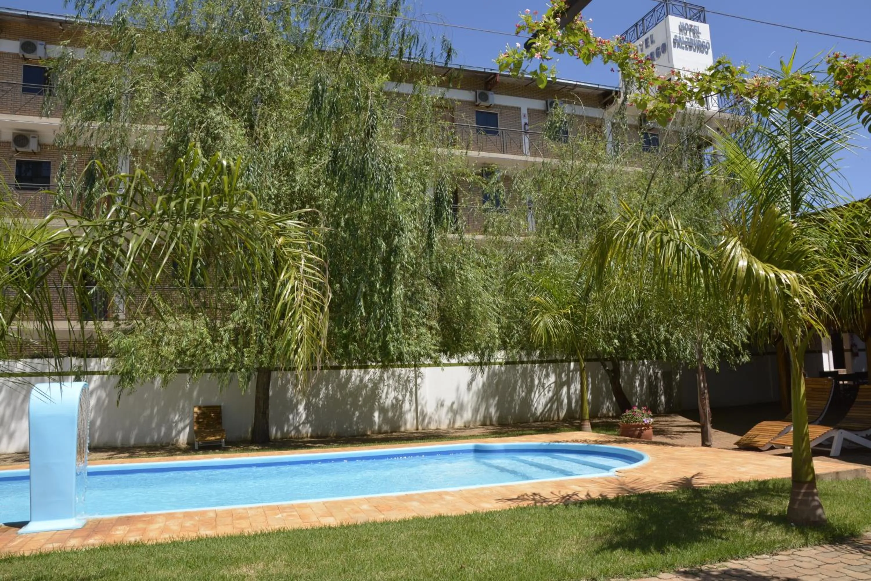 Swimming pool in Hotel Salzburgo