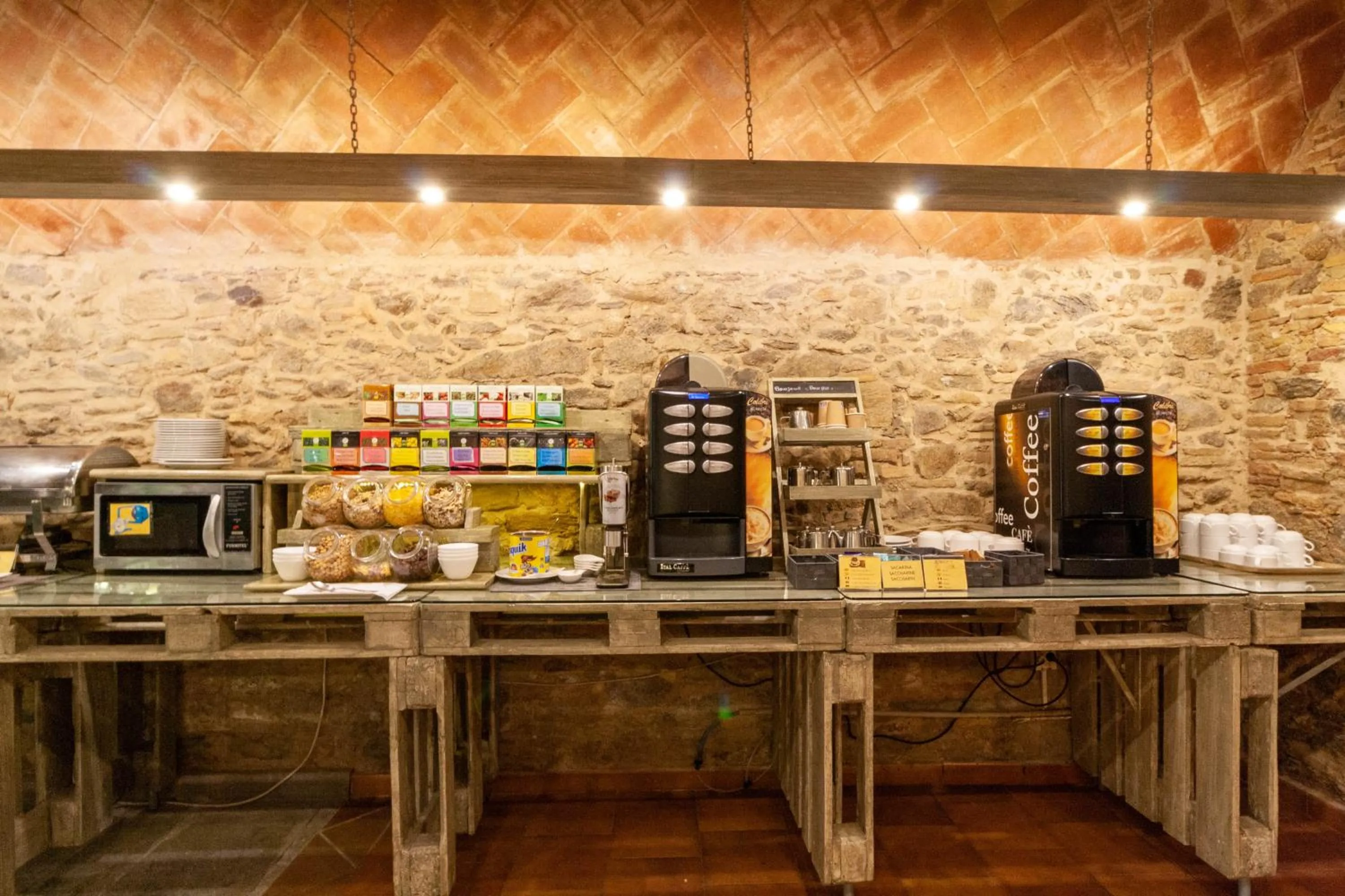 Breakfast in Hotel Castell Blanc