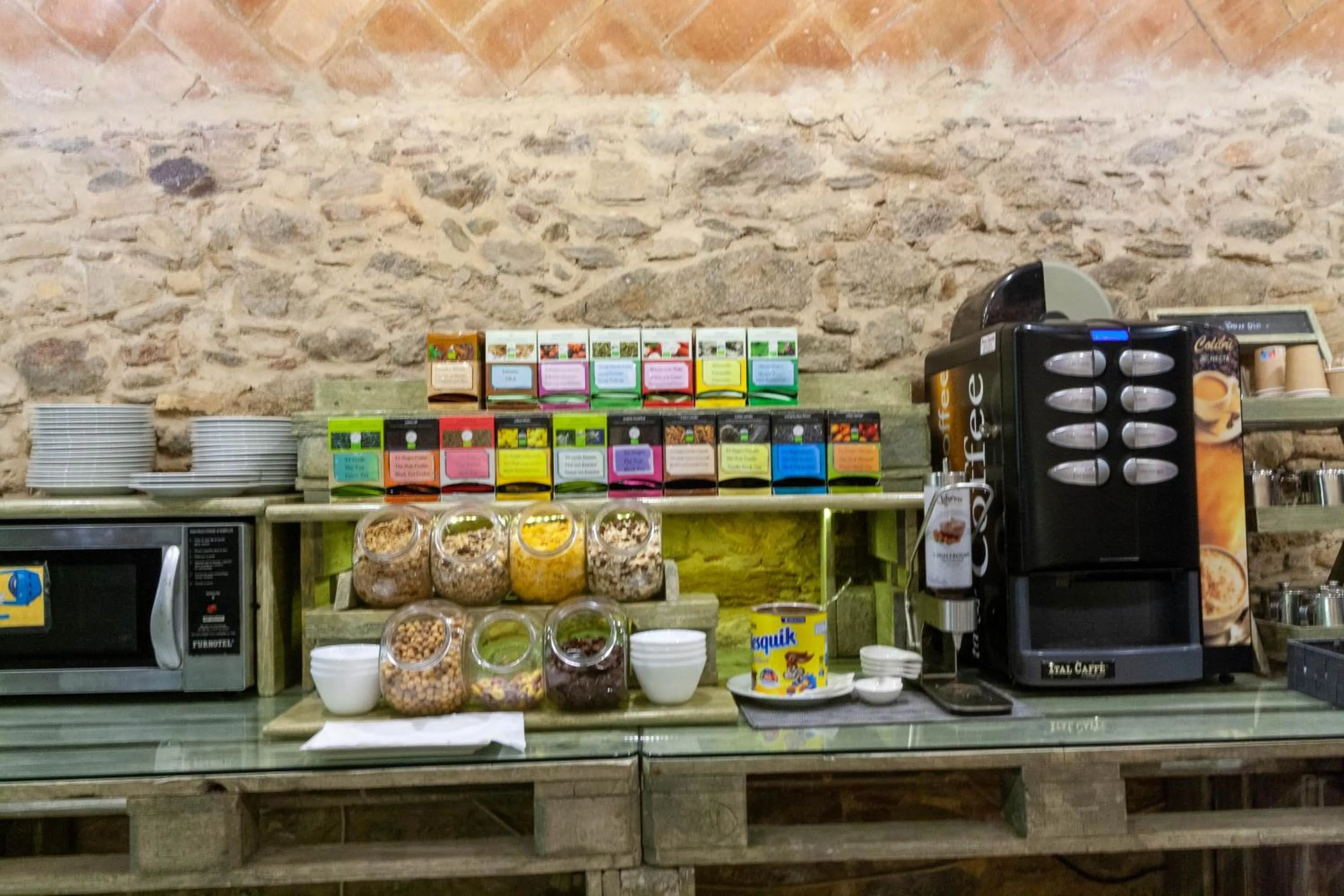 Buffet breakfast in Hotel Castell Blanc