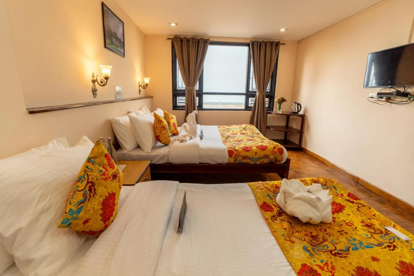 Bed in Muscatel Fairmount 100 Mts from Mall Road