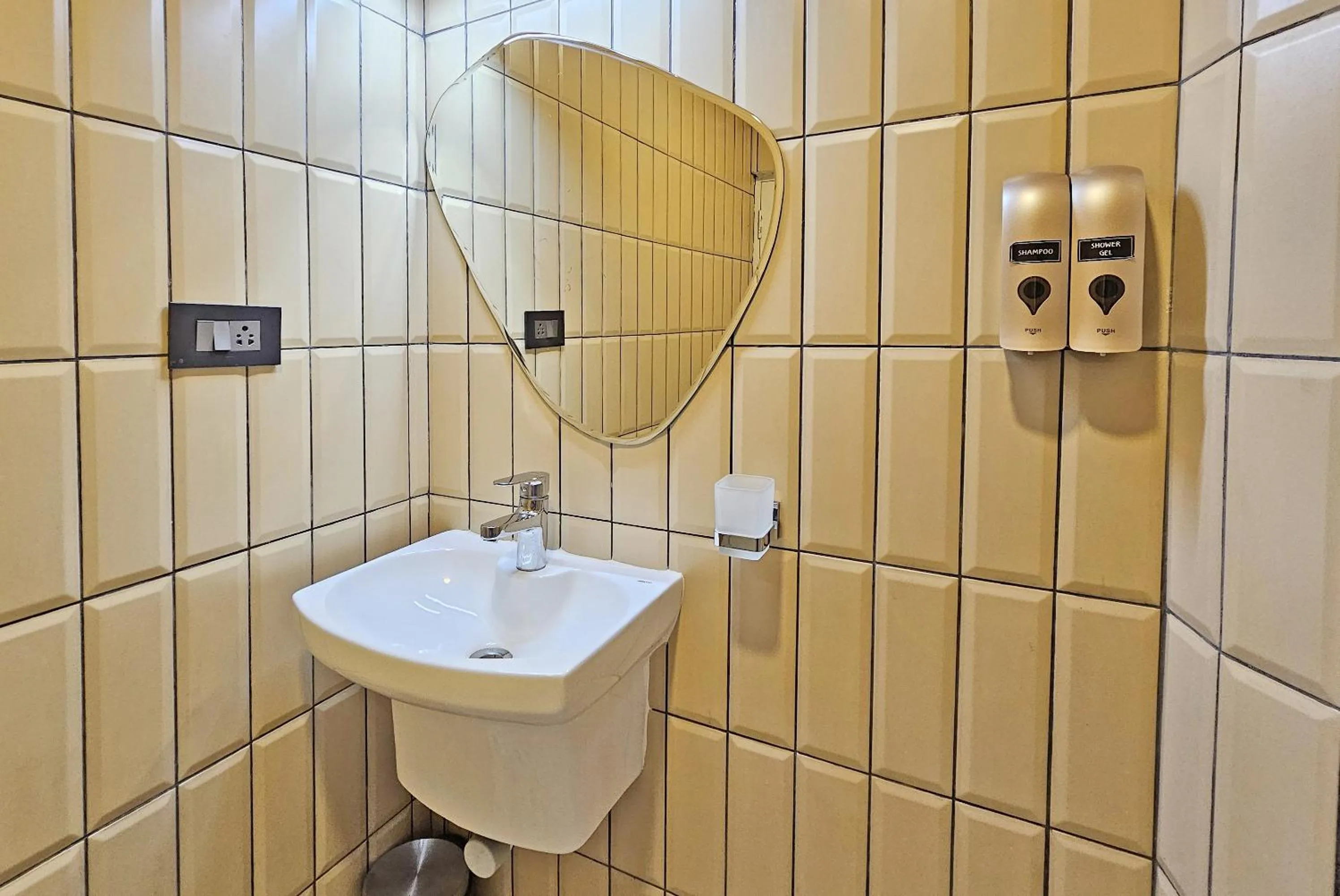 Toilet in Sea Gadabout - Seaside Stays