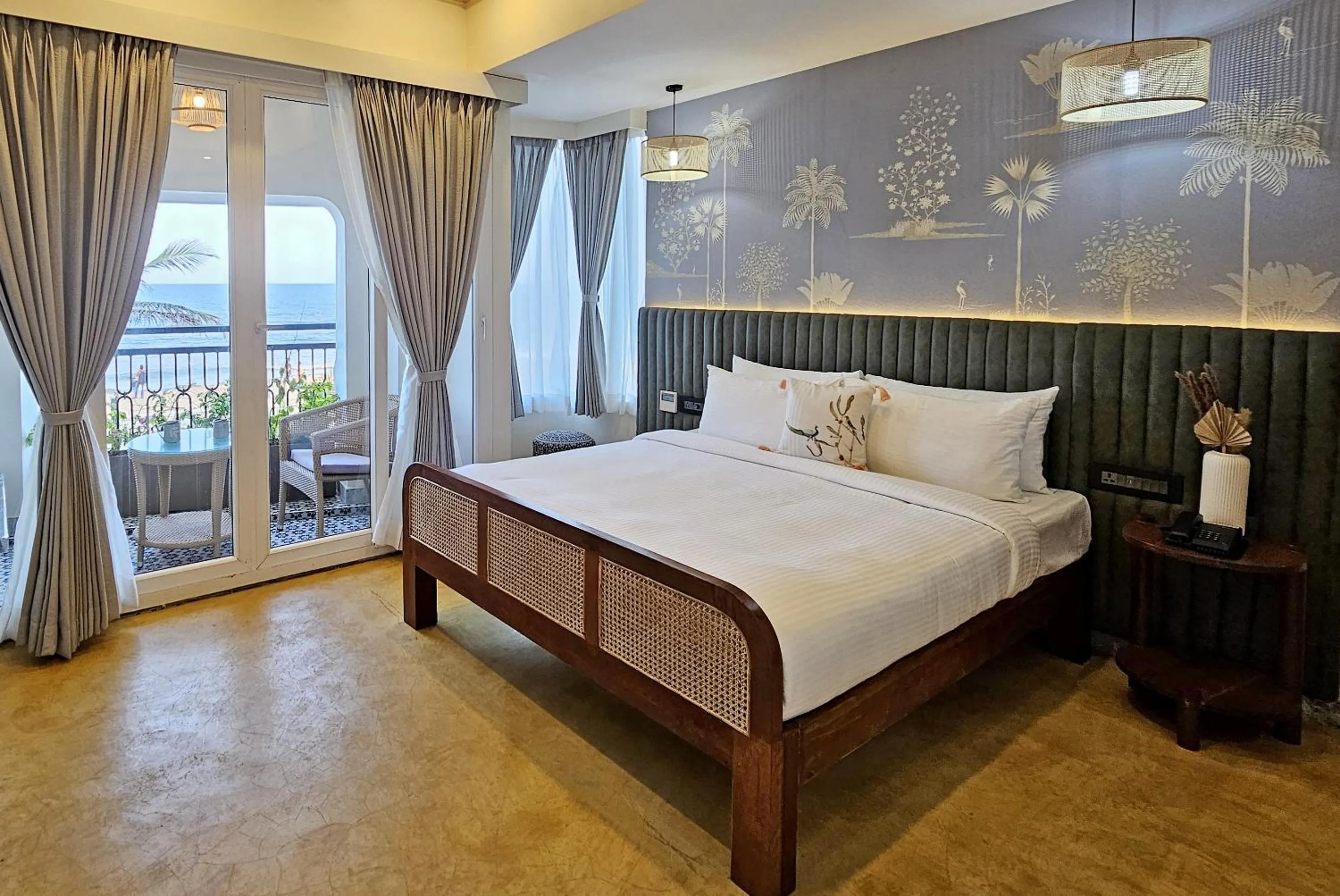 Bed in Sea Gadabout - Seaside Stays