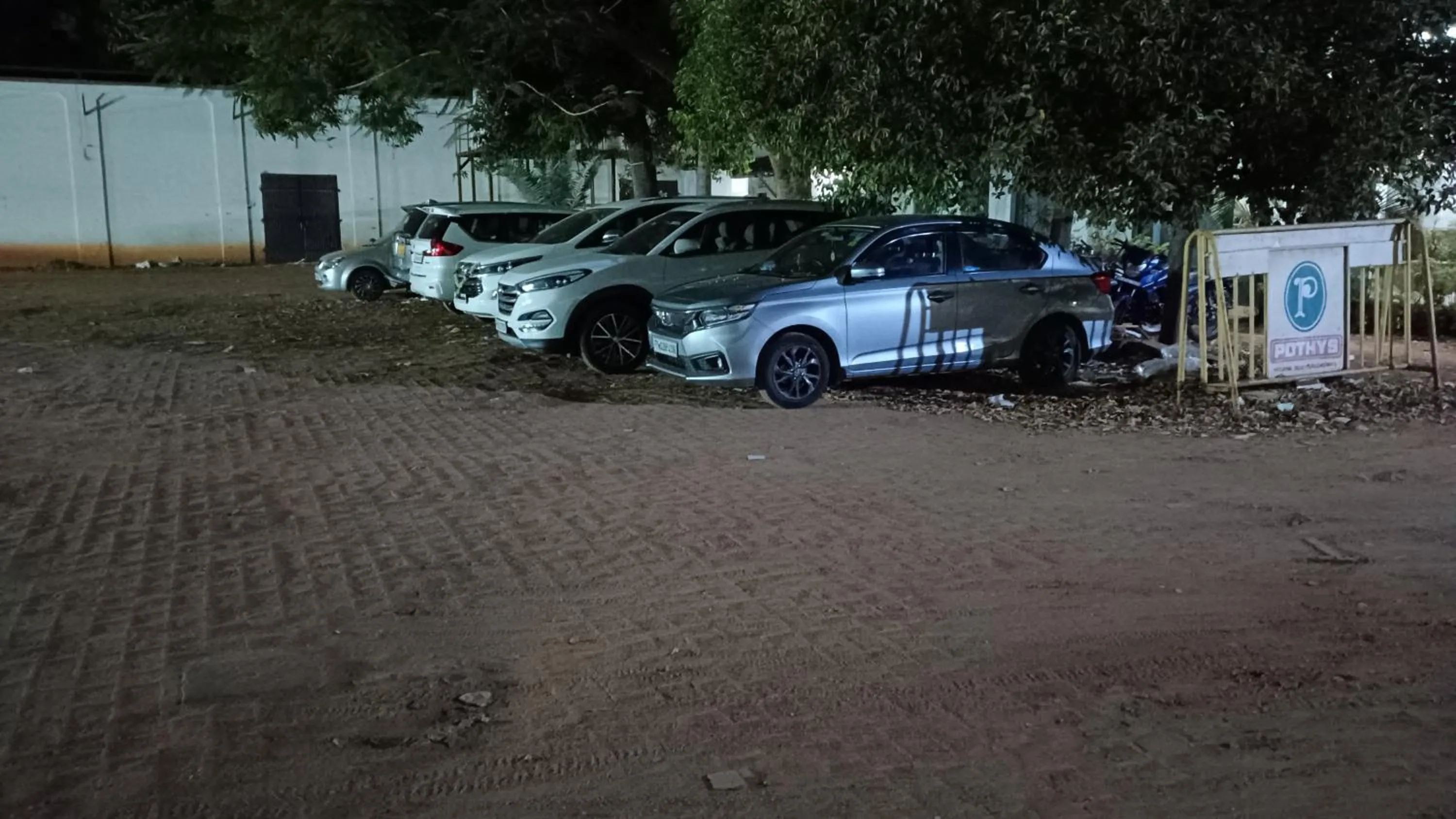 Parking in Sea Gadabout - Seaside Stays