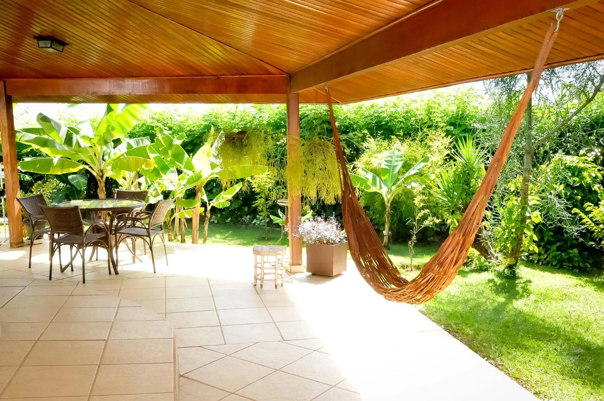 Garden view in Hotel Nova Odessa - OFICIAL