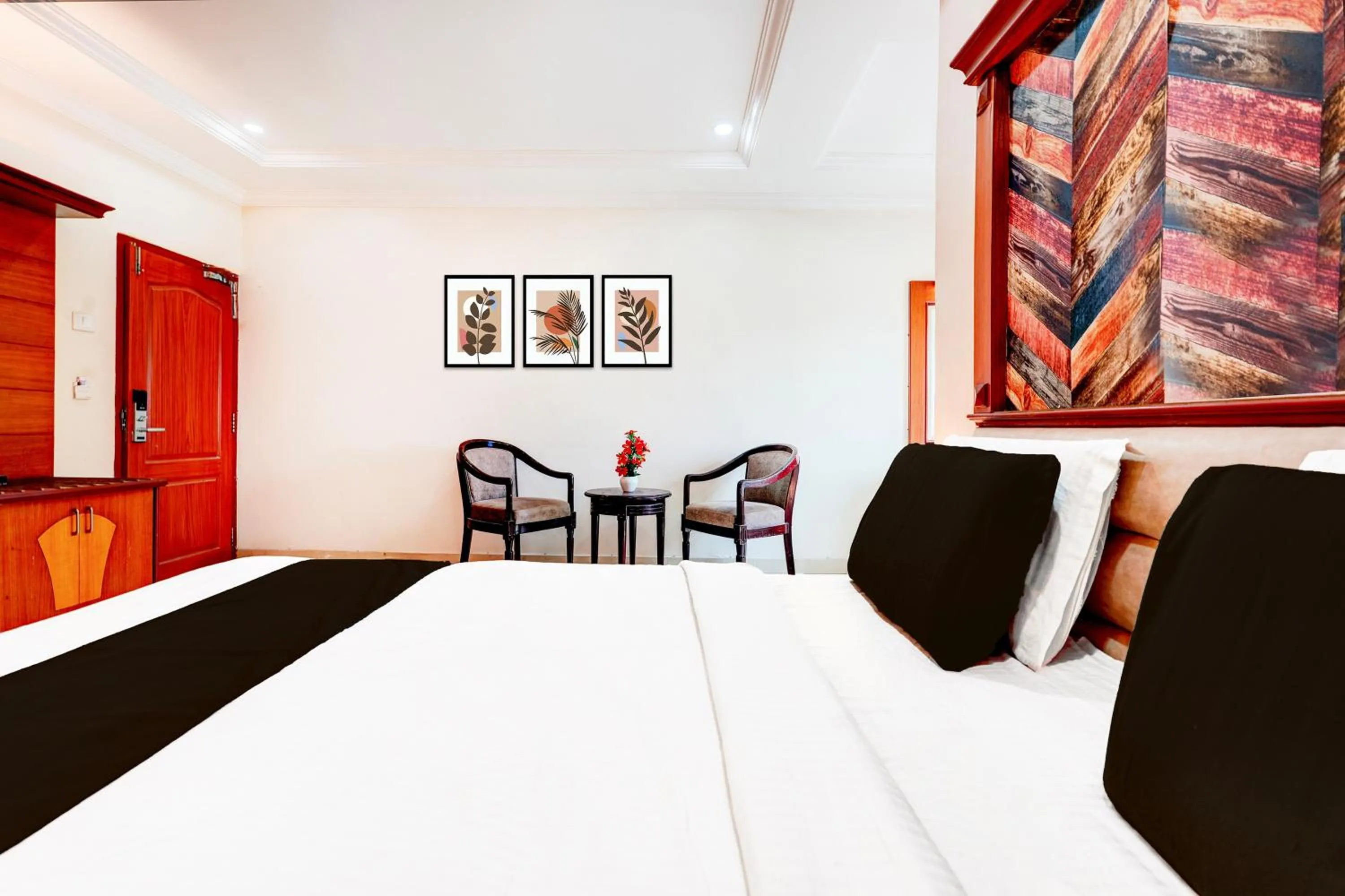 Bedroom, Bed in Super Townhouse Anantapur Near Srikantam Circle