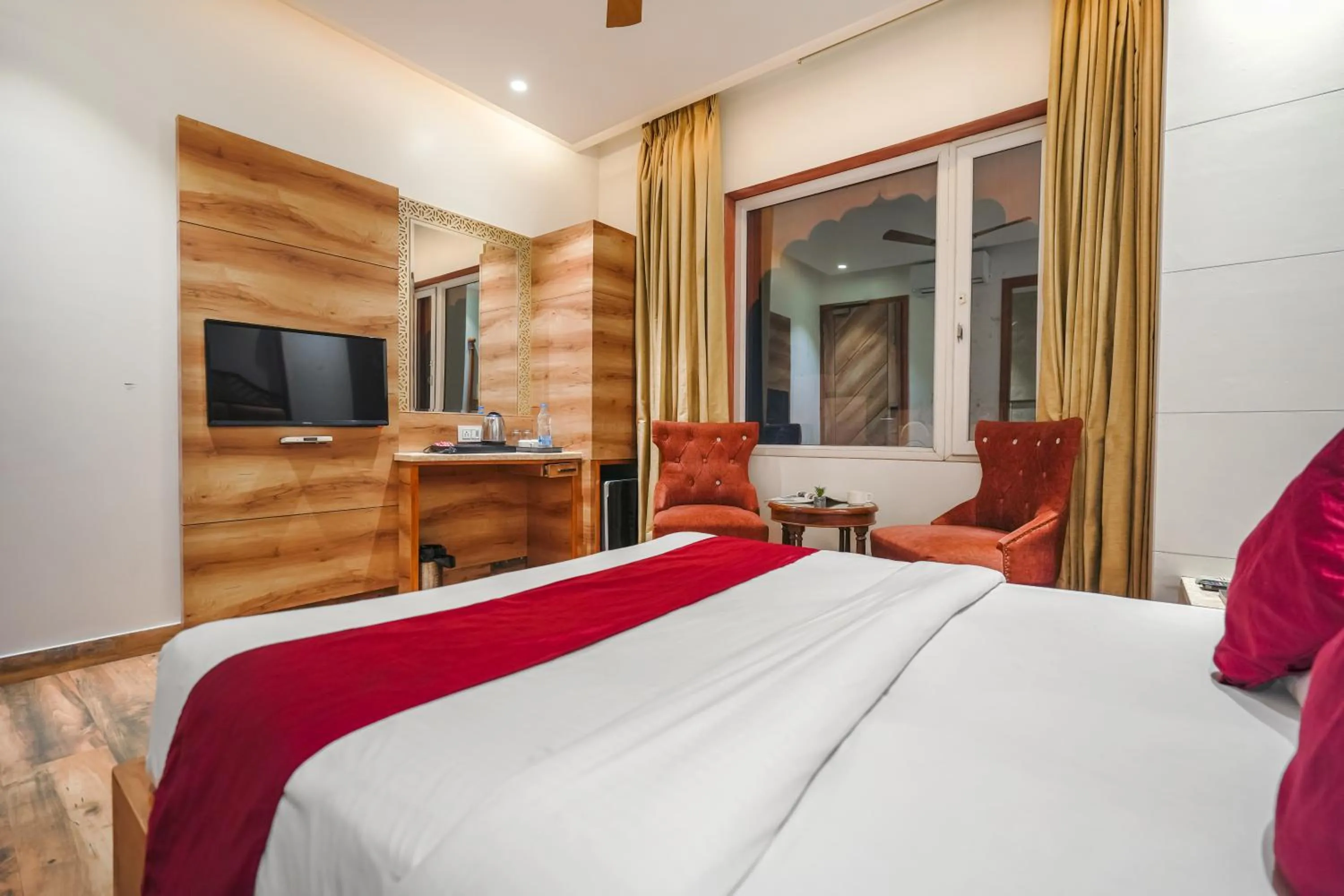 Bedroom in Hotel RV Golden A Few Steps from Golden Temple