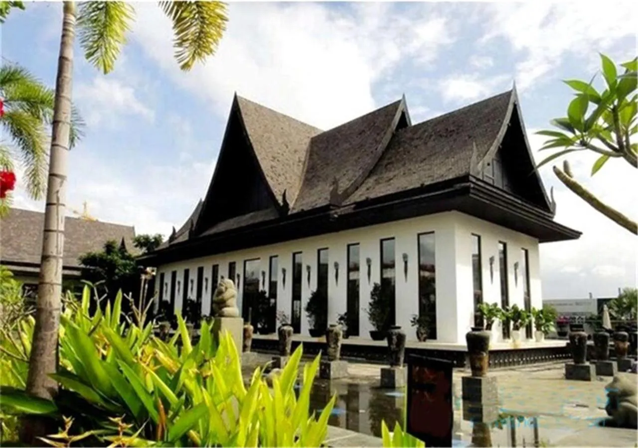 Property building in Mangrove Tree Resort World Sanya Bay- Queen Palm Towers