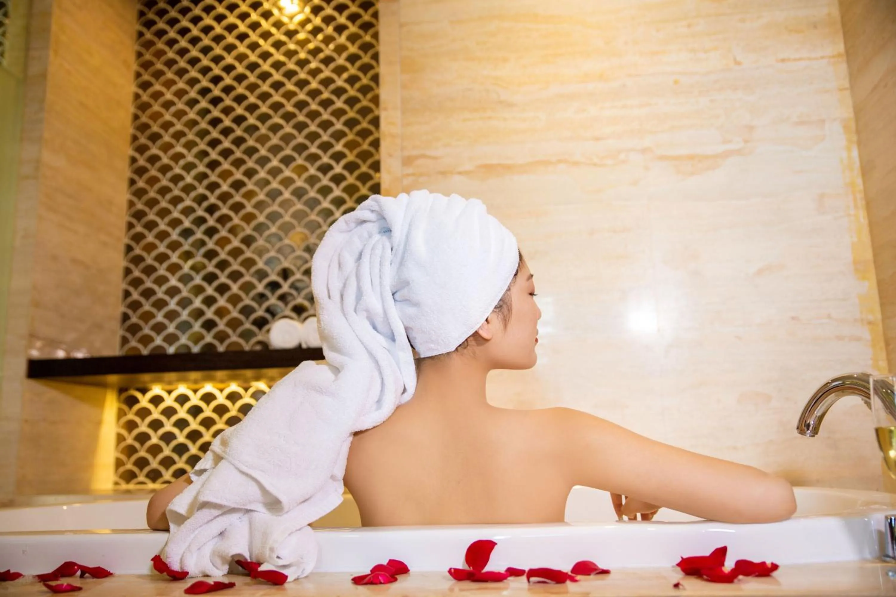 Mangrove Tree Resort World Sanya Bay- Queen Palm Towers