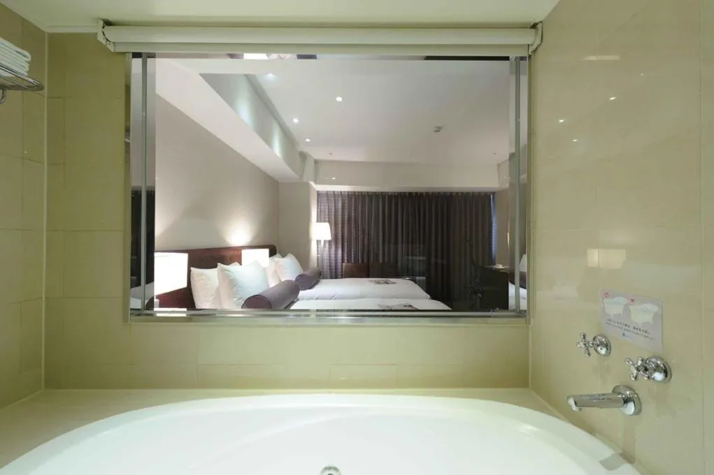 Bed in K Hotel - Yunghe