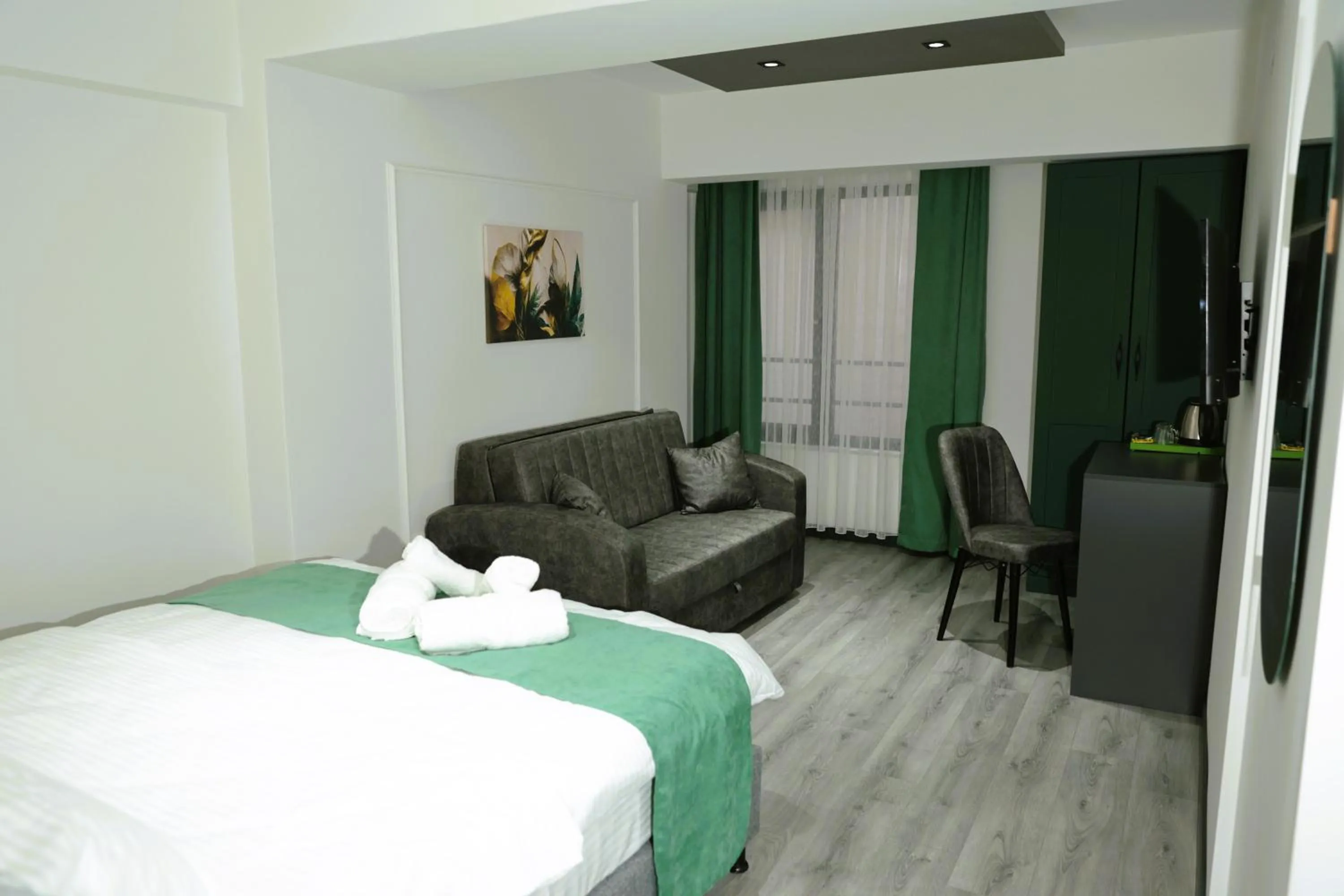 Bedroom, Bed in Aybek Ratio Hotel