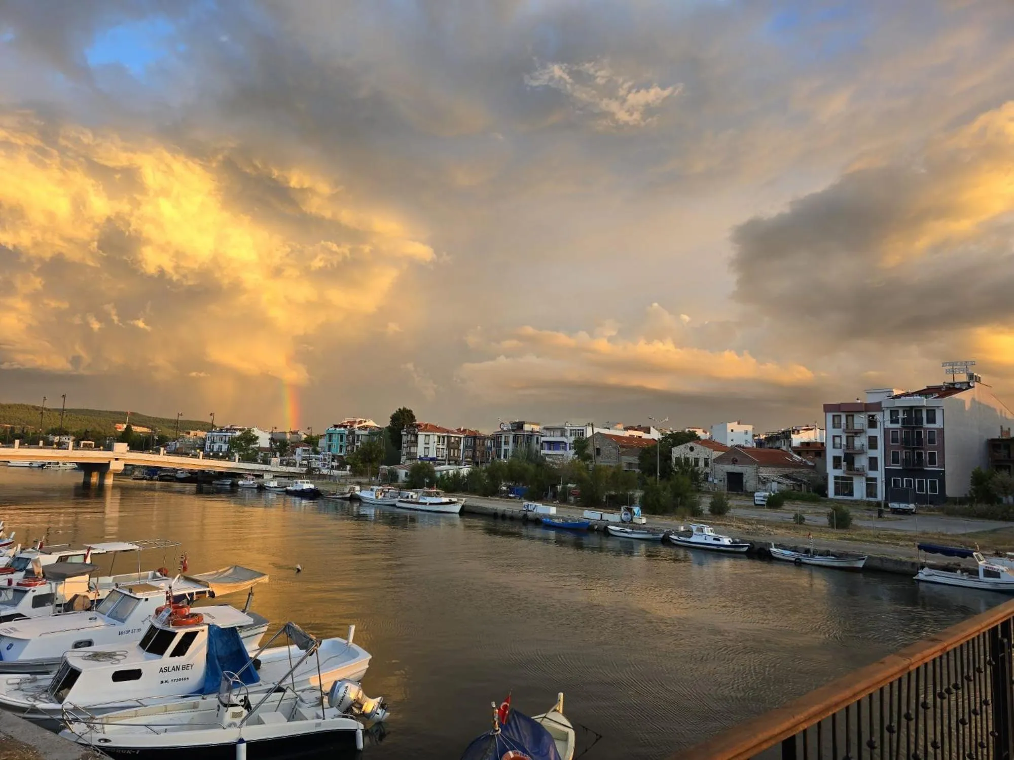 Property building in Aybek Ratio Hotel