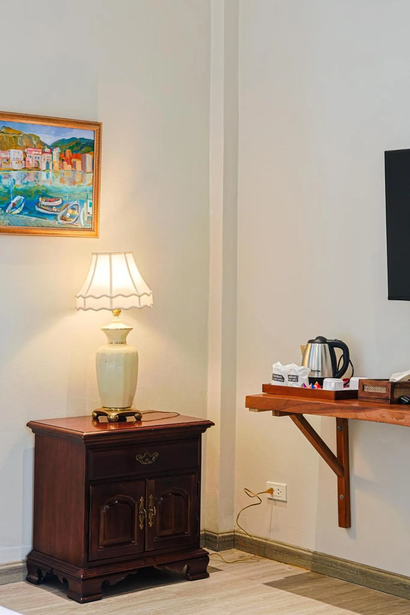 hair dresser in Phuping Valley Resort