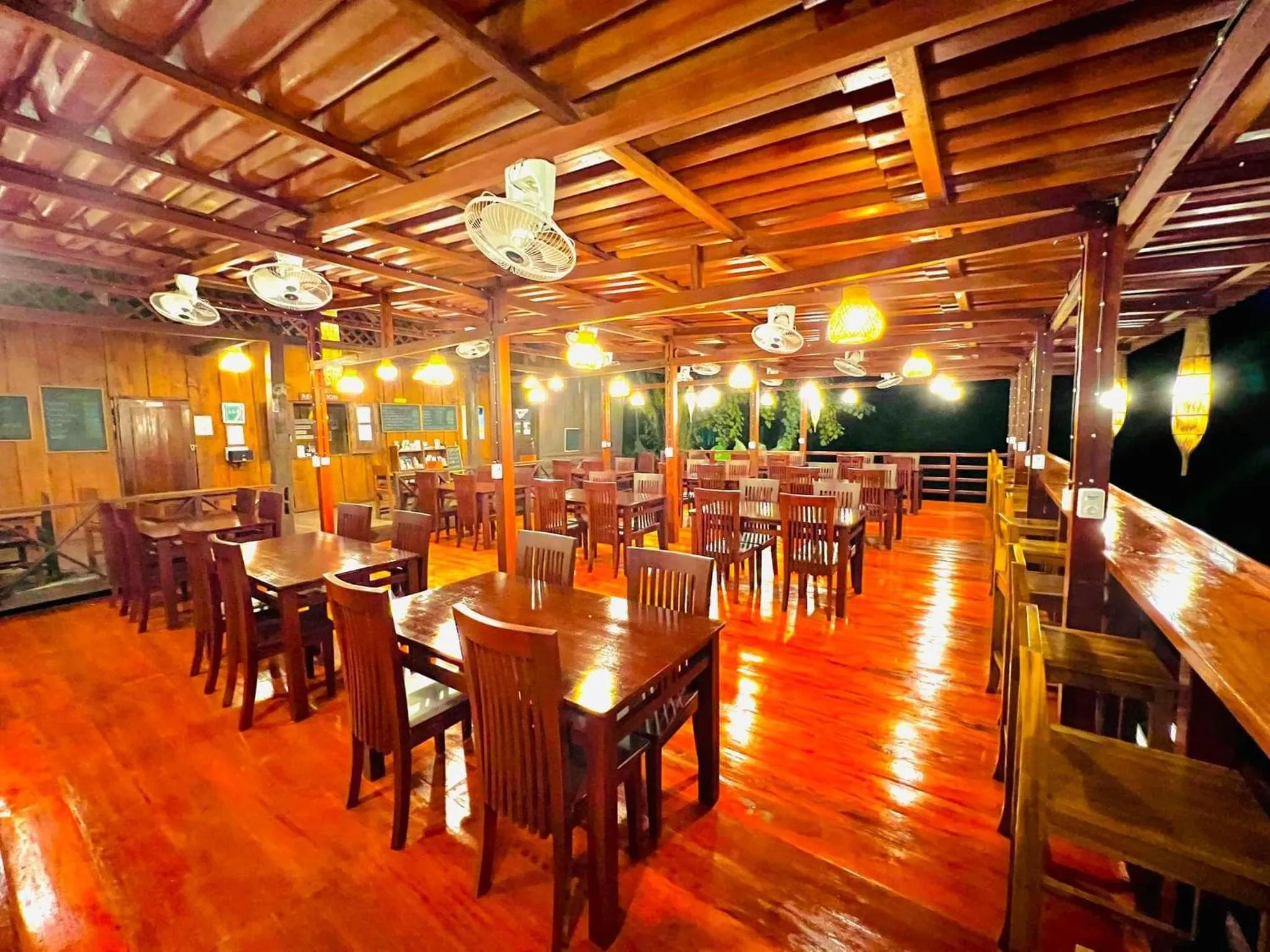 Restaurant/places to eat in SpringRiver Resort