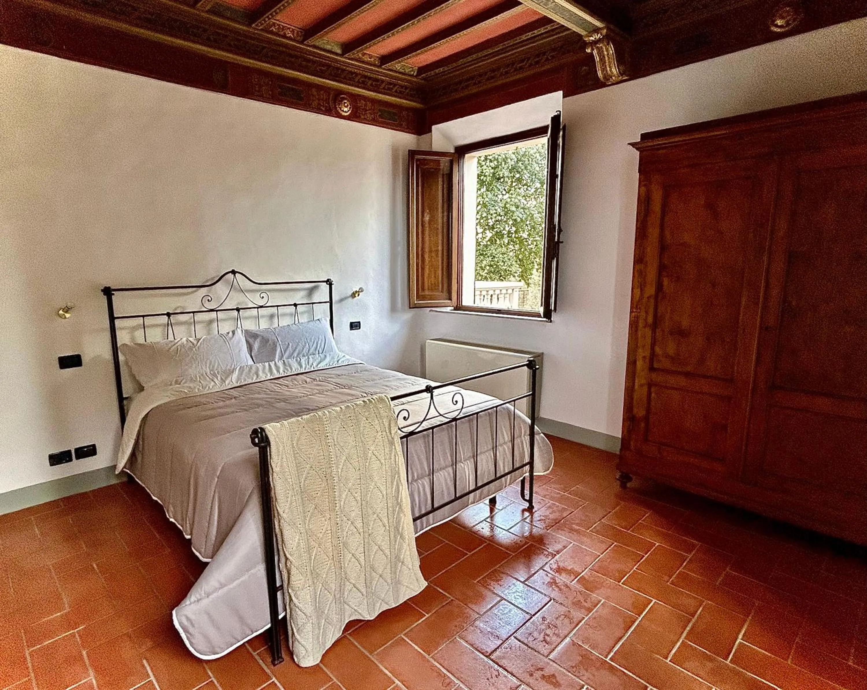 Bed in Villa Mucellena