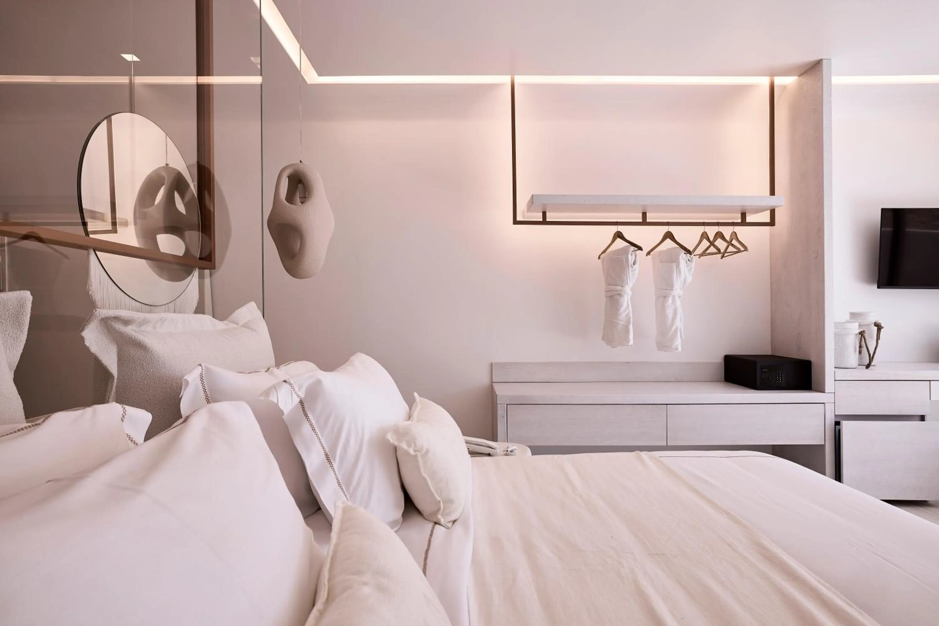 Bed in Ethereum Mykonos