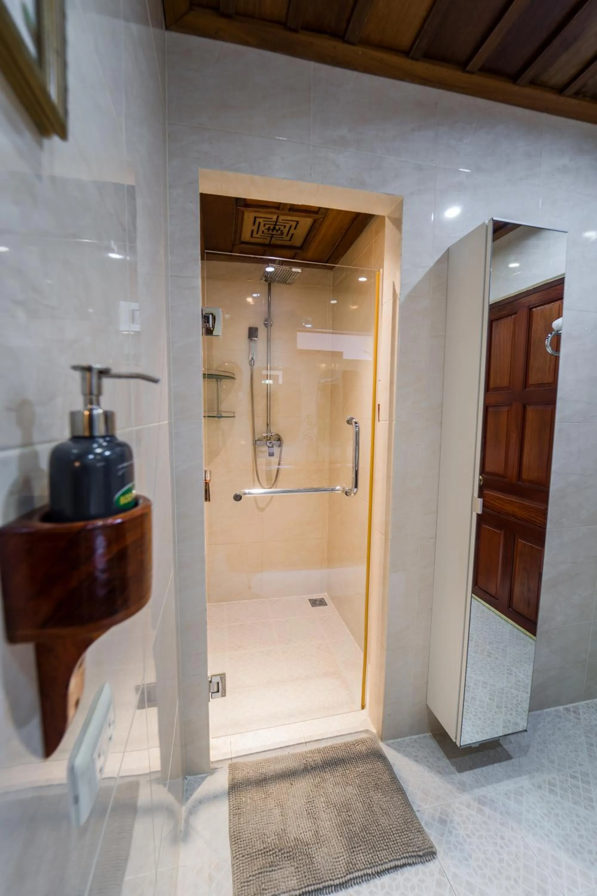 Bathroom in Mekong Riverview Hotel