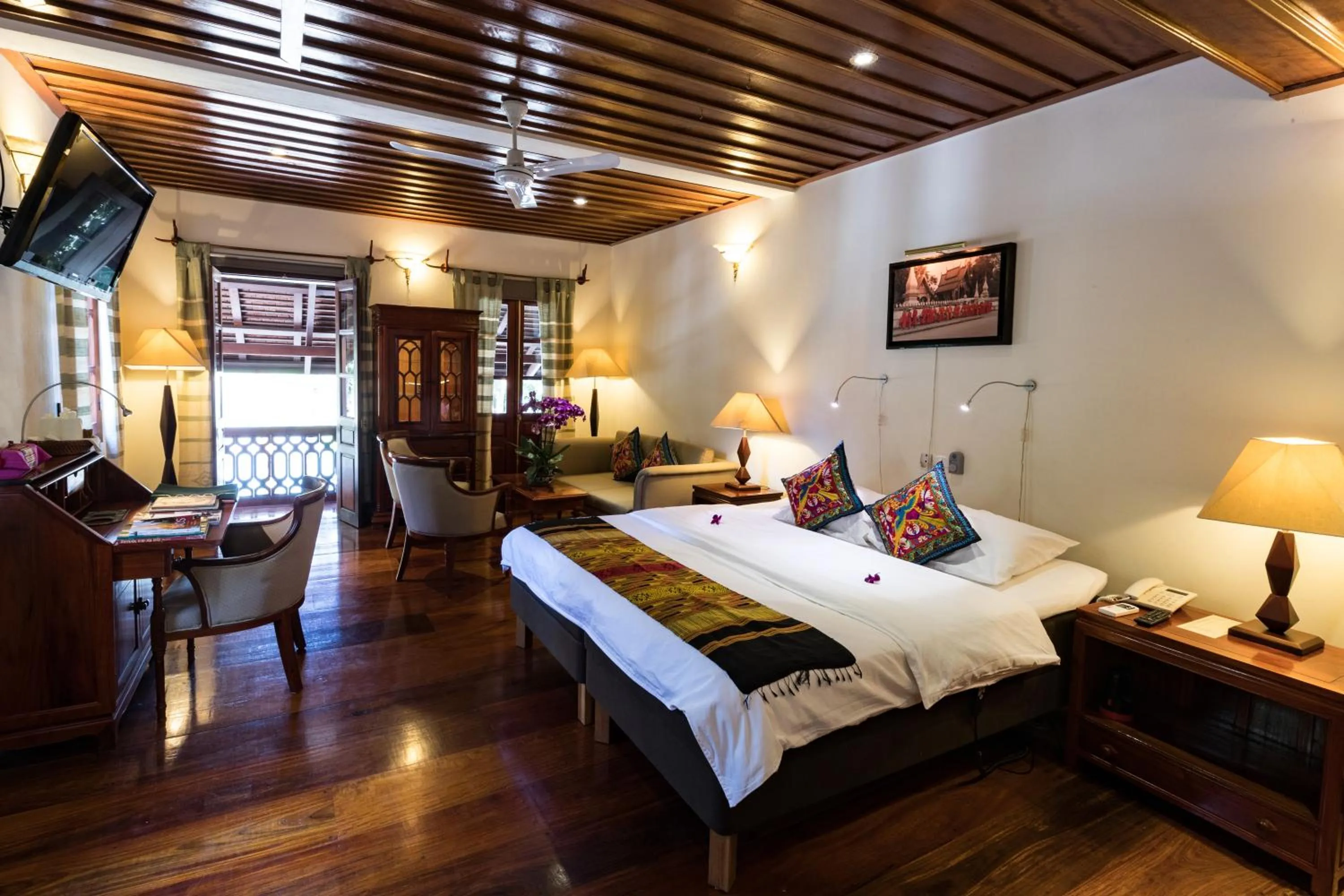 Bed in Mekong Riverview Hotel