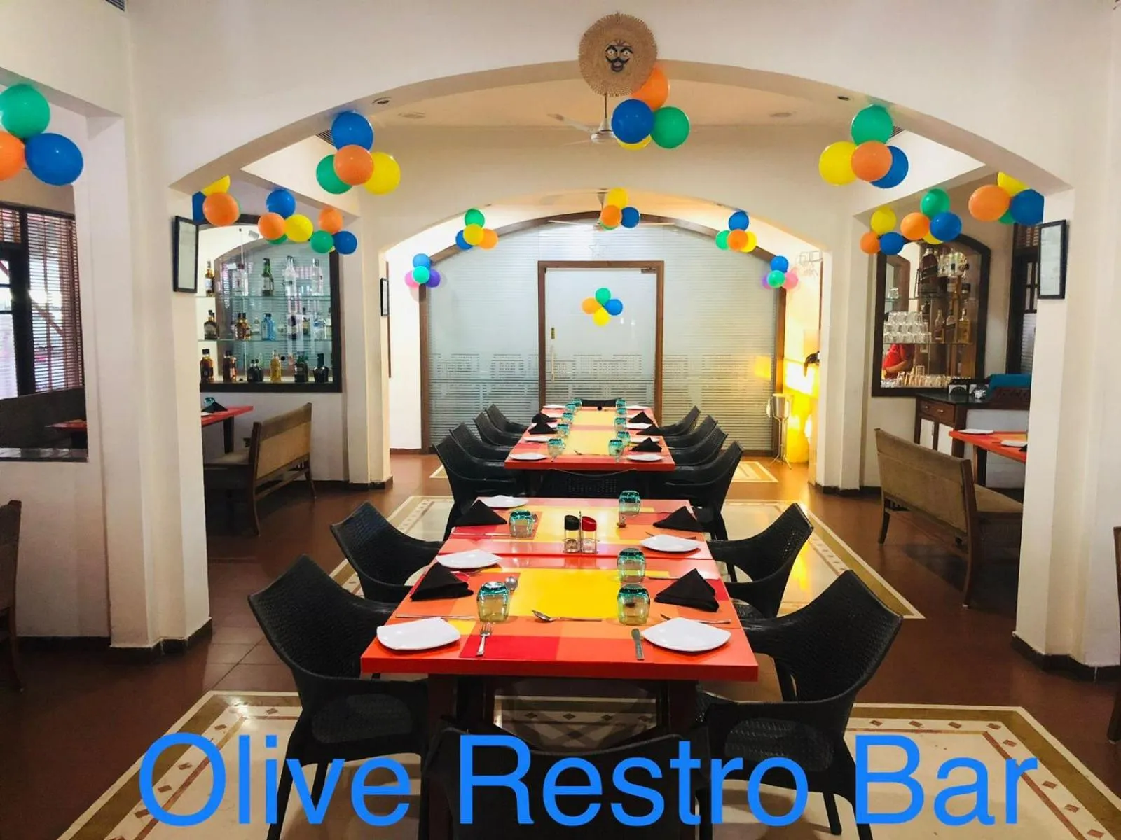 Restaurant/Places to Eat in Damanganga Valley Resort Silvassa