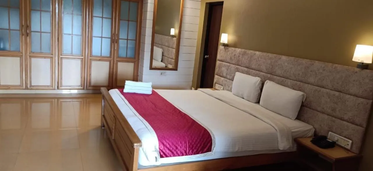 Bedroom, Bed in Damanganga Valley Resort Silvassa