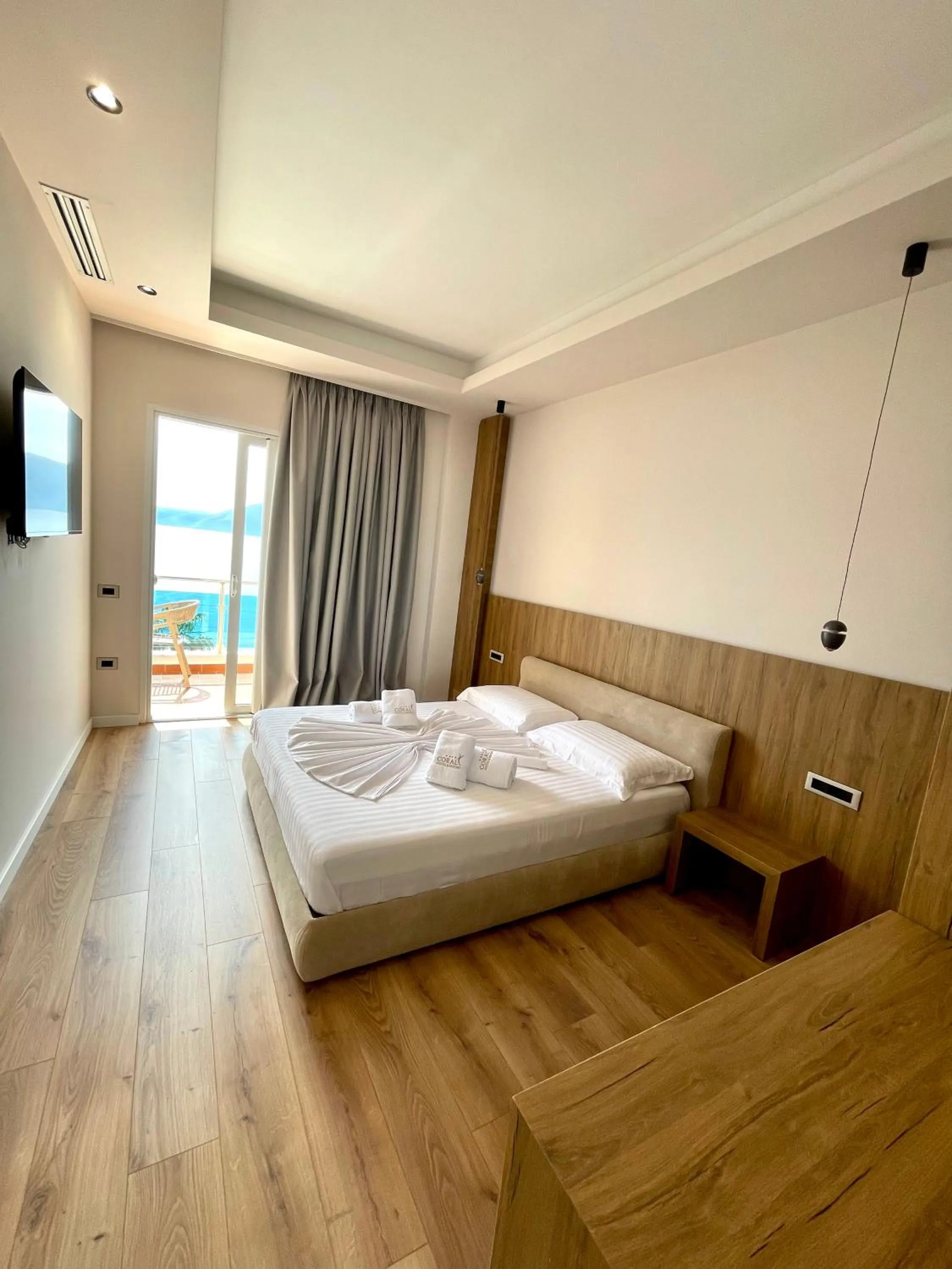 Bedroom, Bed in Coral Hotel & Resort