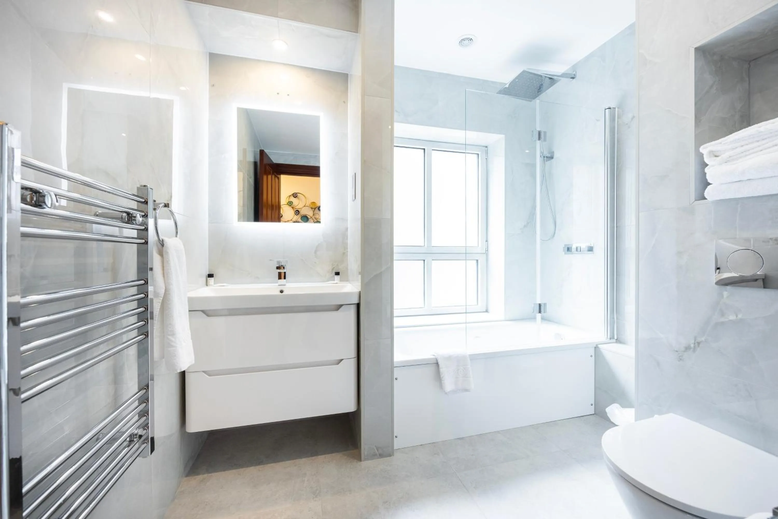 Bathroom in CARLTON COURT - MAYFAIR