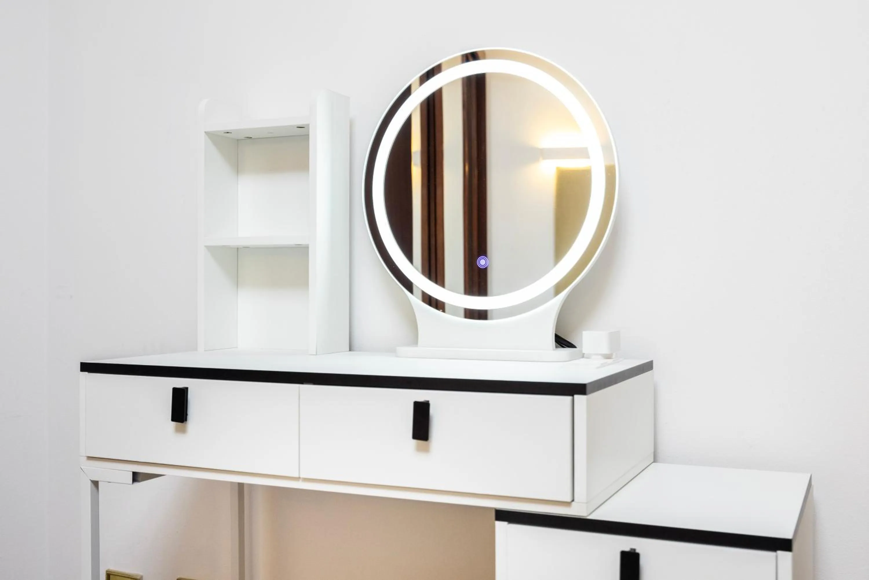 Bedroom in CARLTON COURT - MAYFAIR