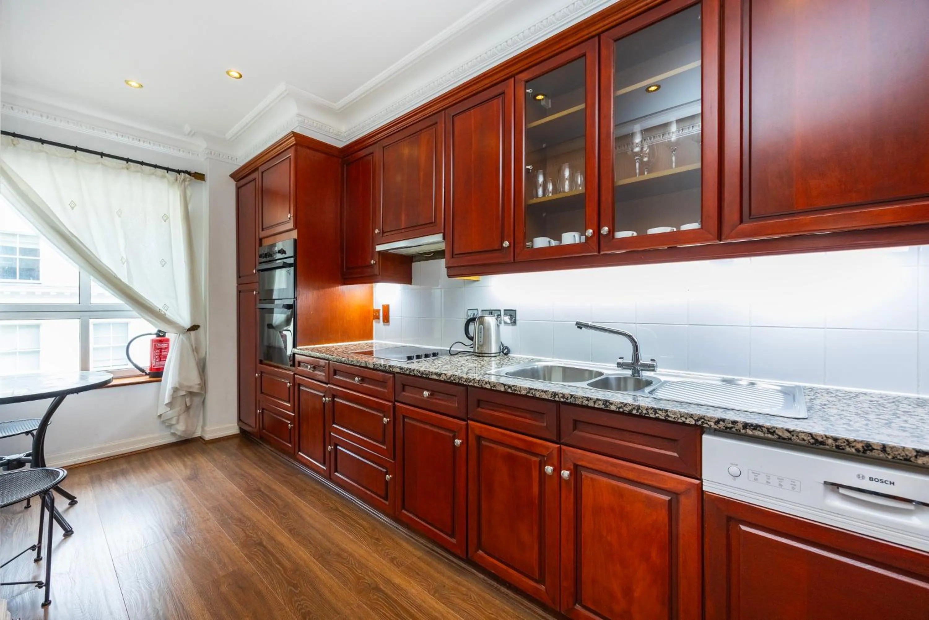 Kitchen or kitchenette in CARLTON COURT - MAYFAIR